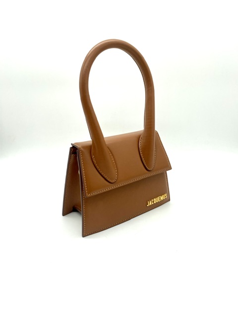Jacquemus Le chiquito
