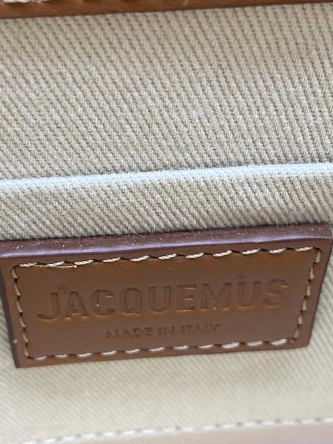 Jacquemus Le chiquito