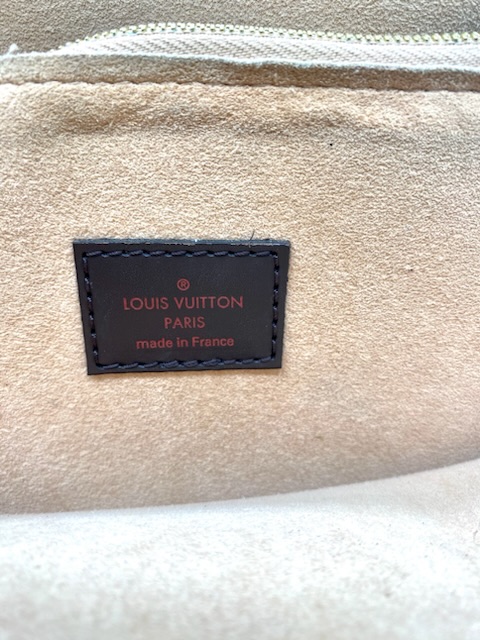 Kensington Louis Vuitton