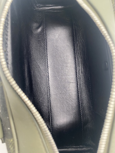 Loewe Amazona 23