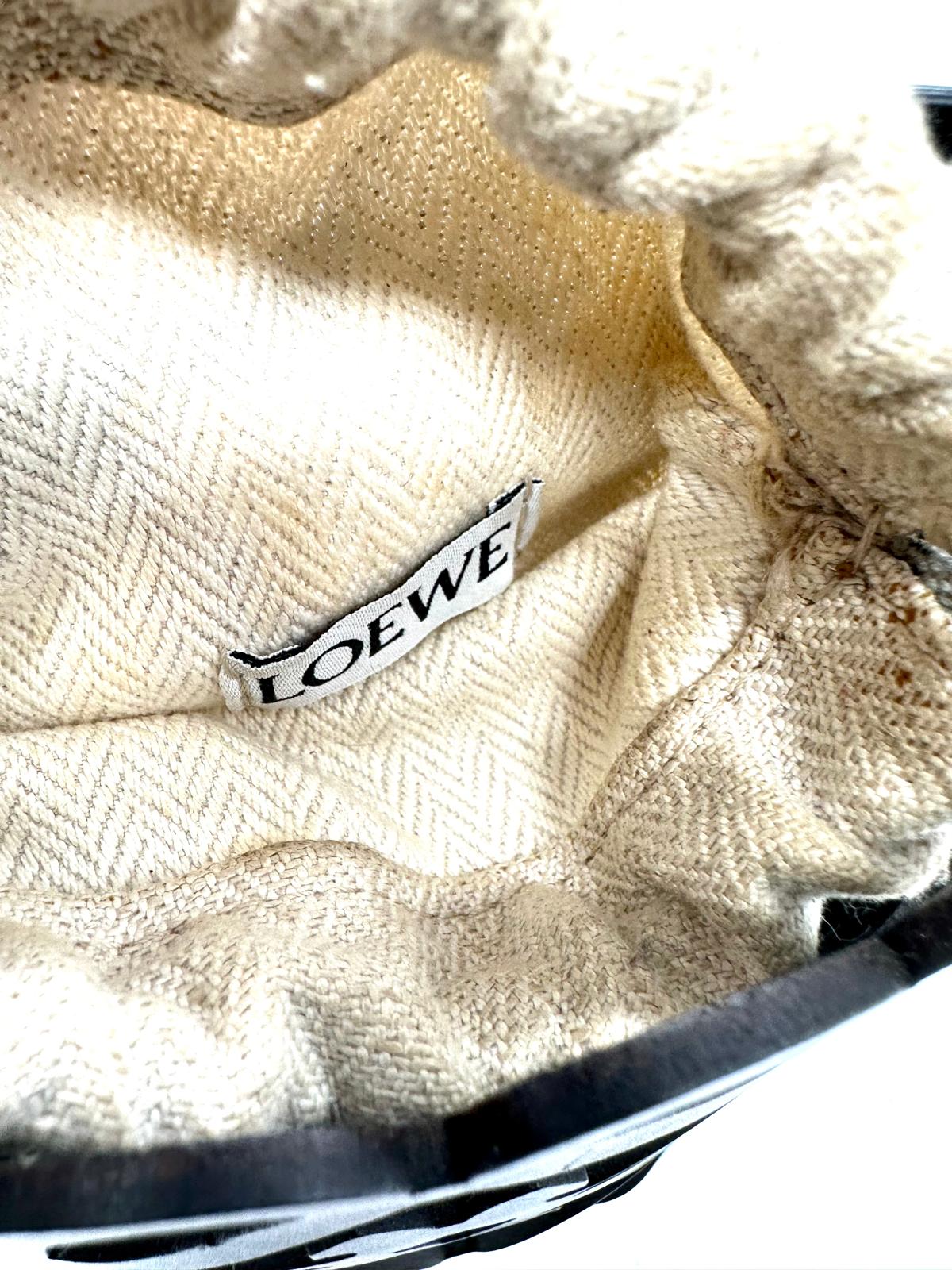 Loewe Anagram Cut-Out