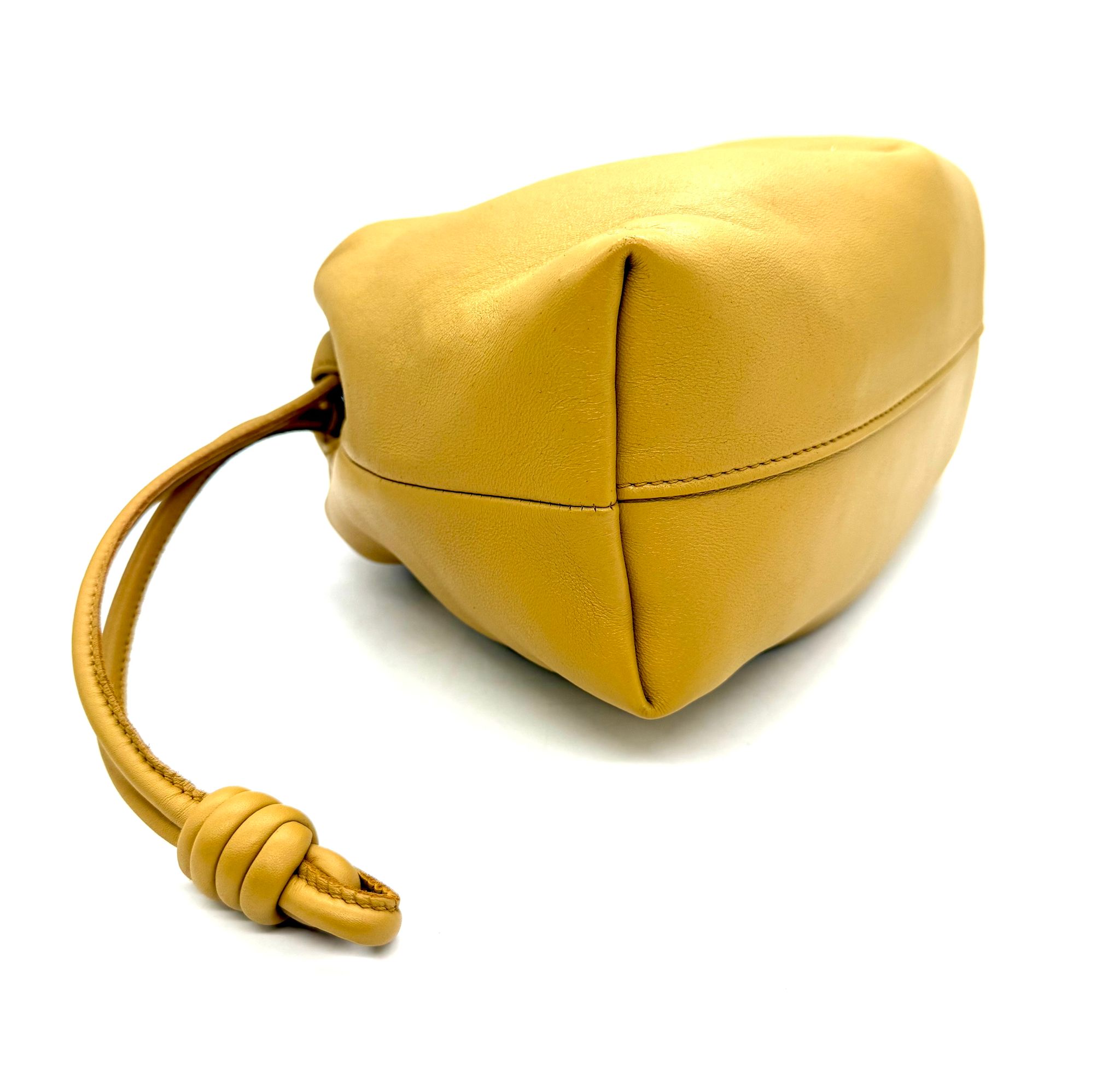Loewe Flamenco