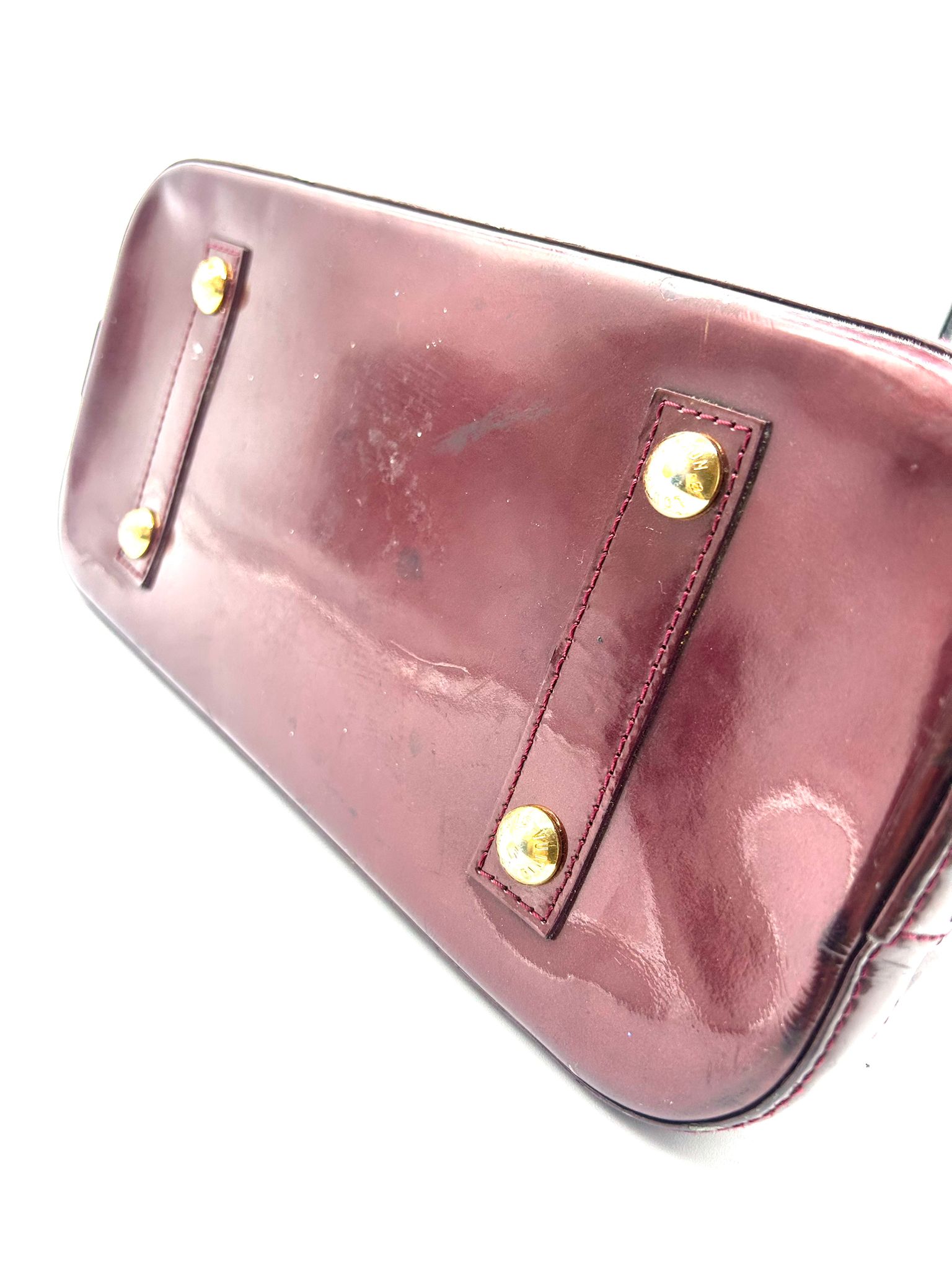 Louis Vuitton Alma PM Vernis burdeos