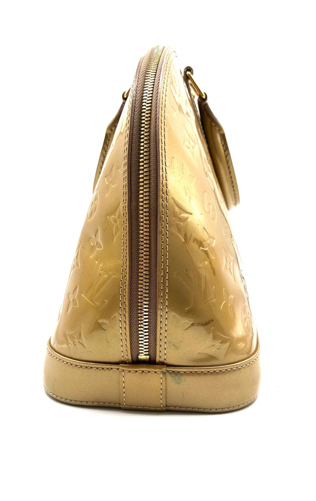 Louis Vuitton Alma PM Vernis dorado