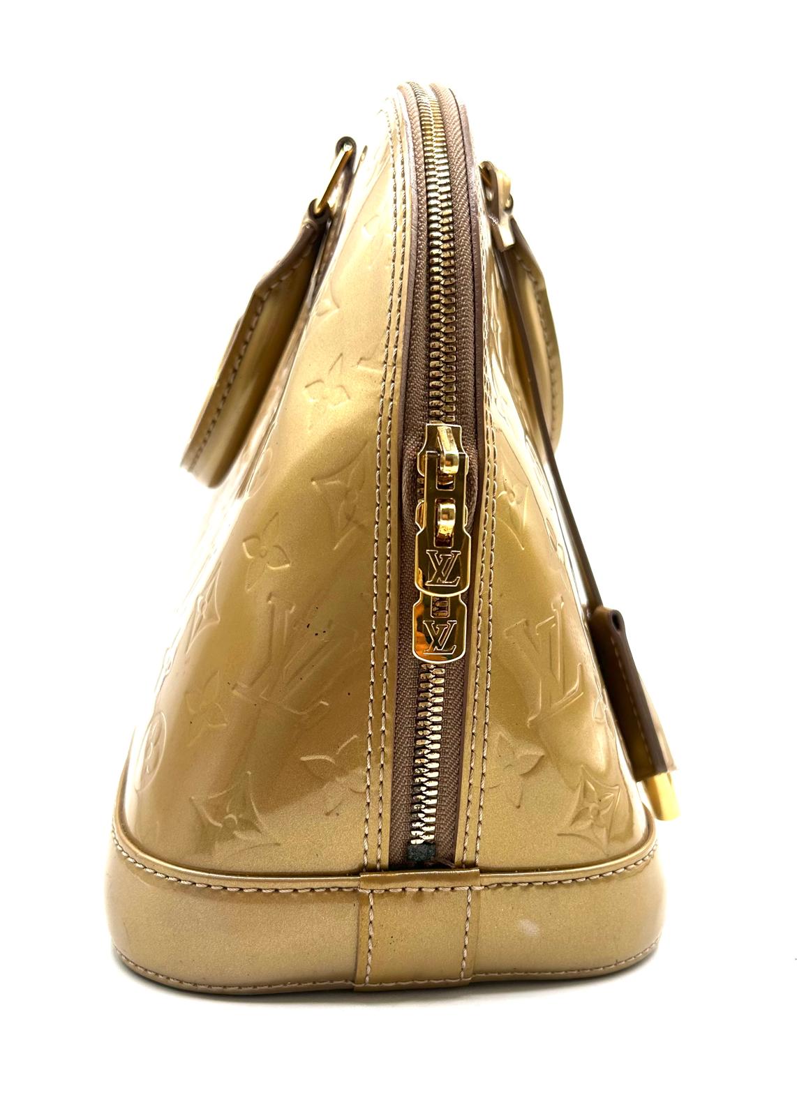 Louis Vuitton Alma PM Vernis dorado