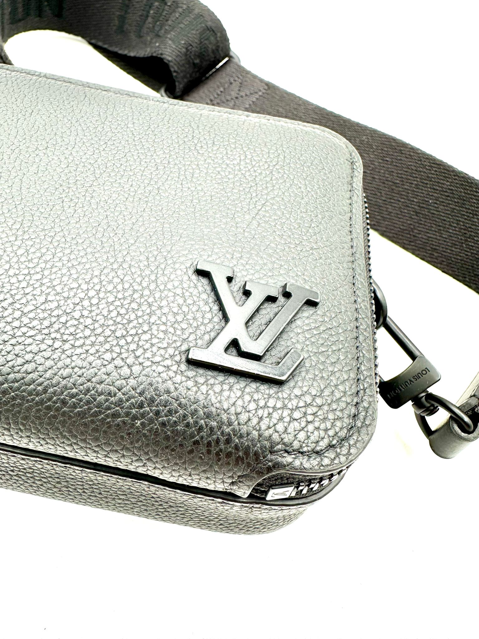 louis vuitton alpha