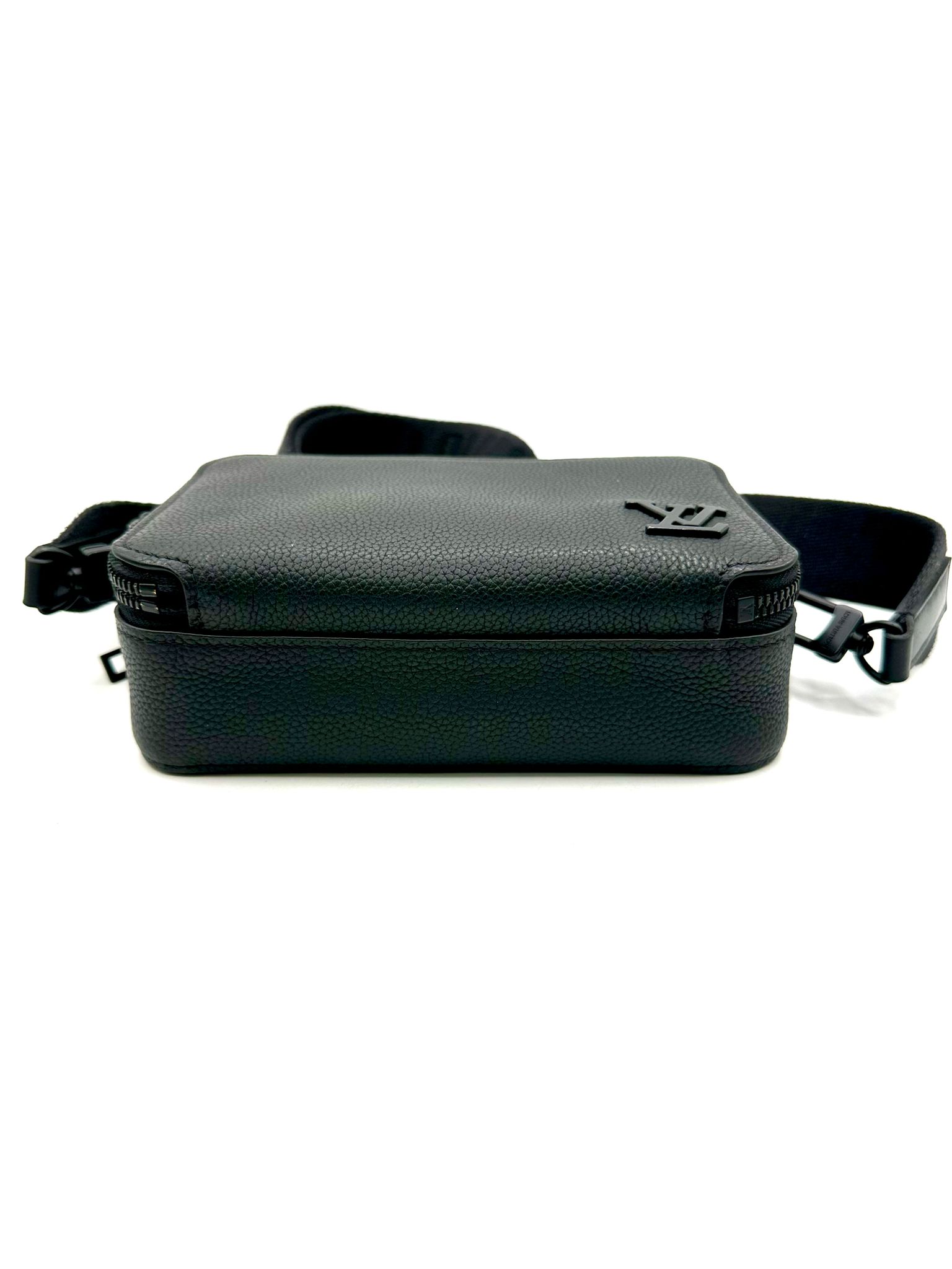 louis vuitton alpha