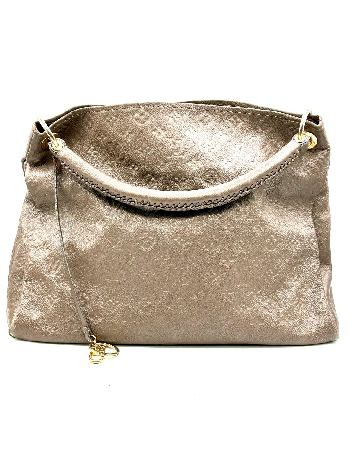 Louis Vuitton Artsy MM