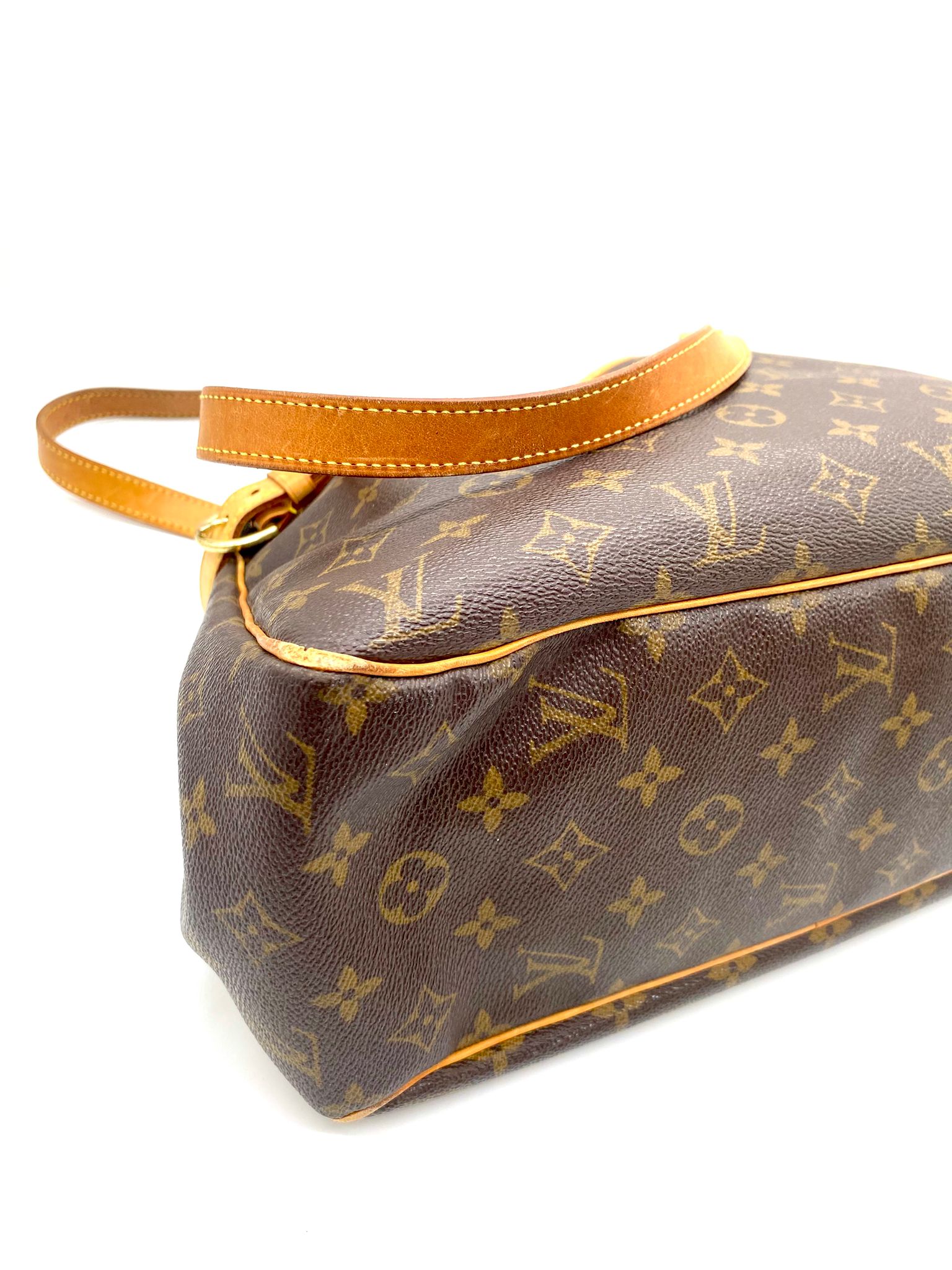 Louis Vuitton Batignolles