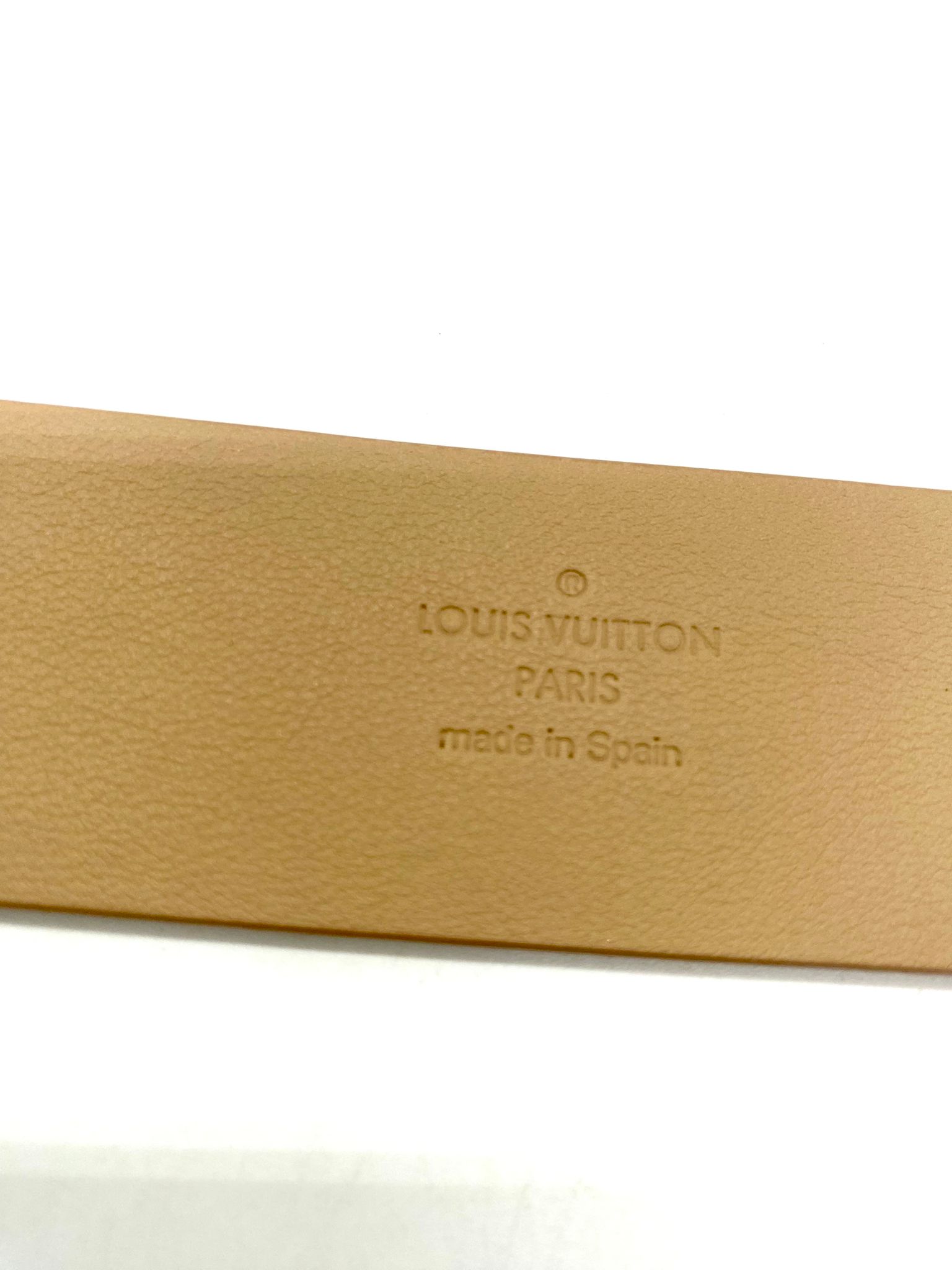 RESERVADO louis vuitton cinturon