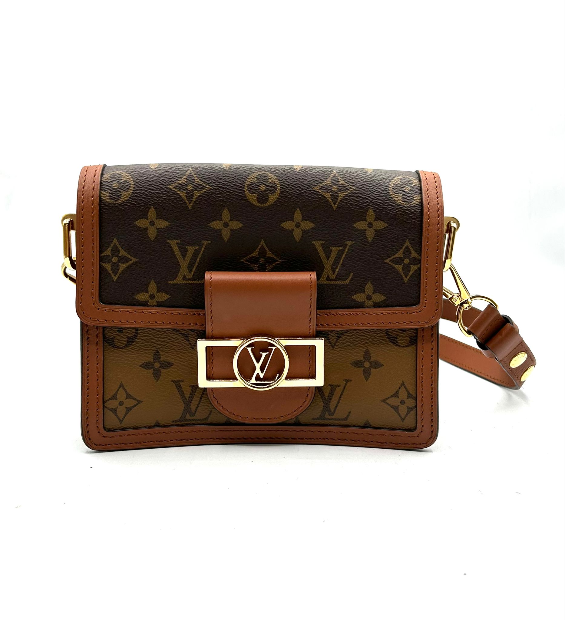 Louis Vuitton Dauphine mini