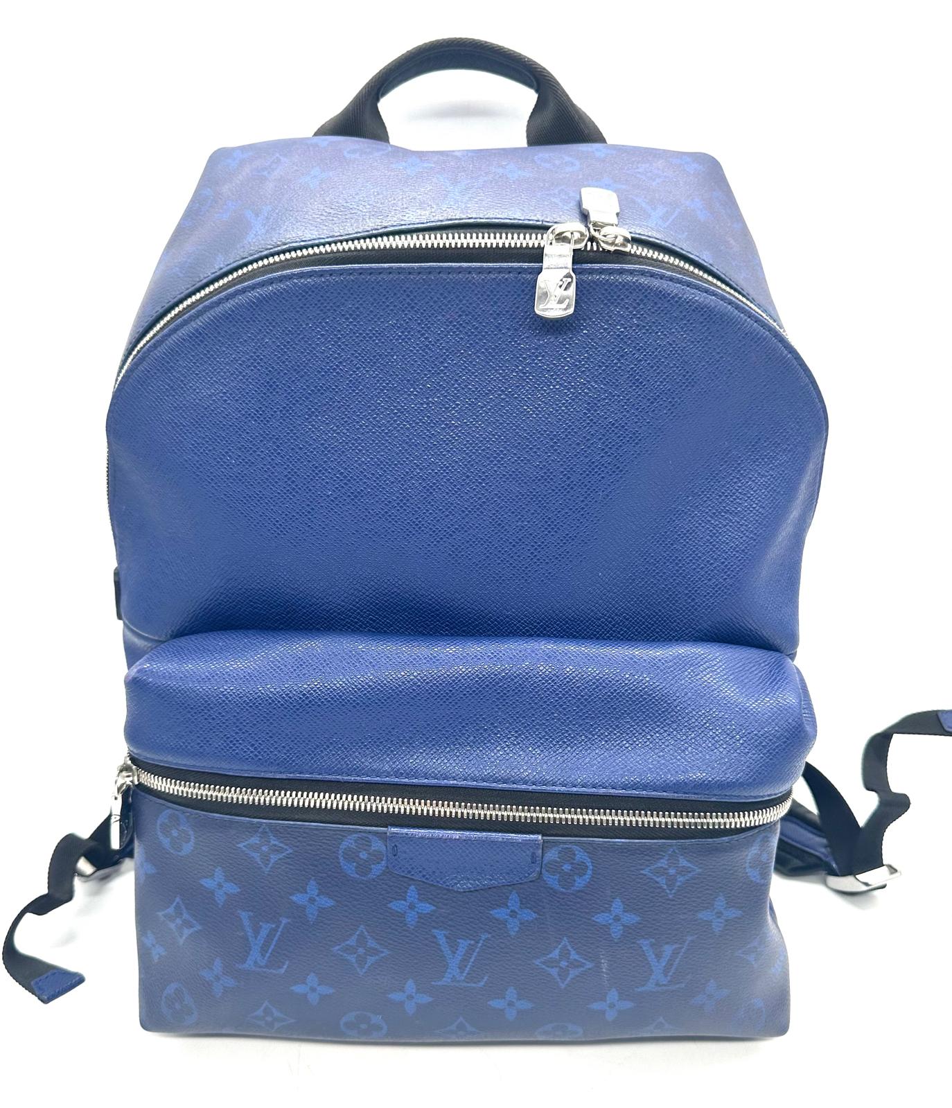 Louis Vuitton Discovery PM