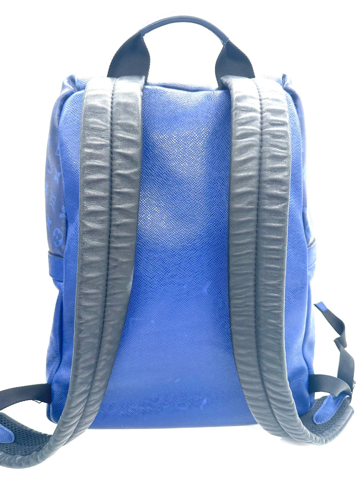 Louis Vuitton Discovery PM