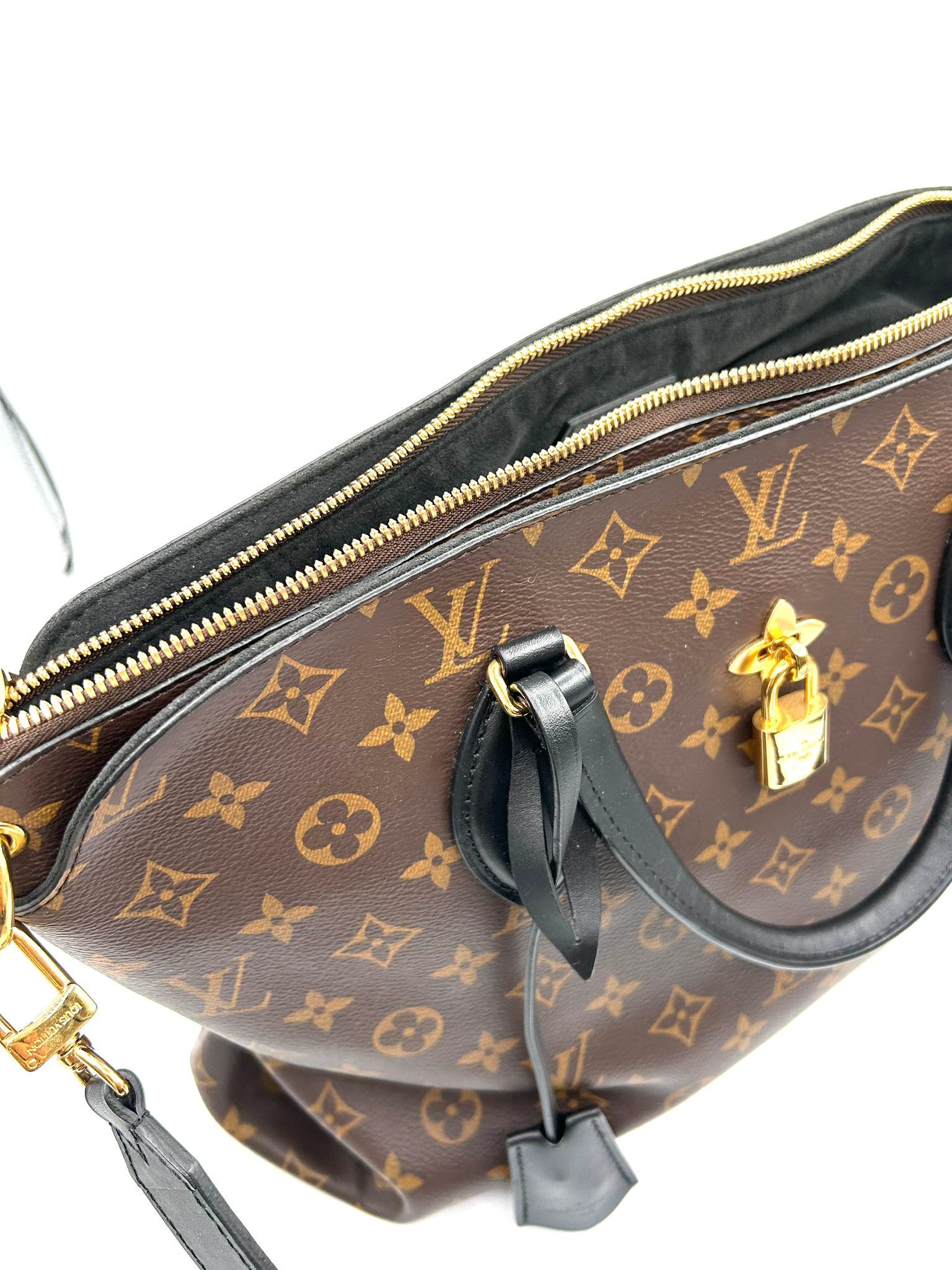 Louis Vuitton Flower