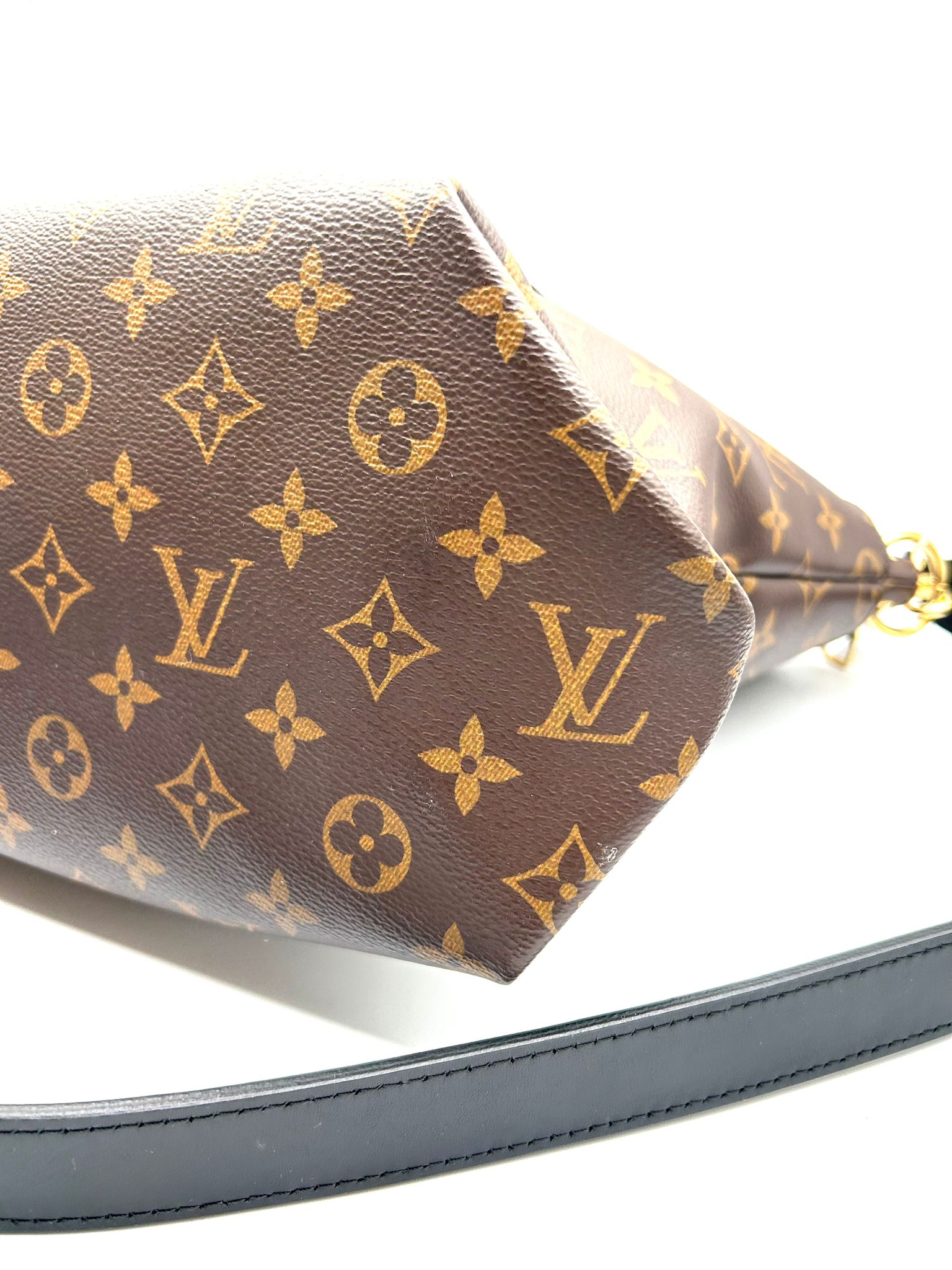 Louis Vuitton Flower
