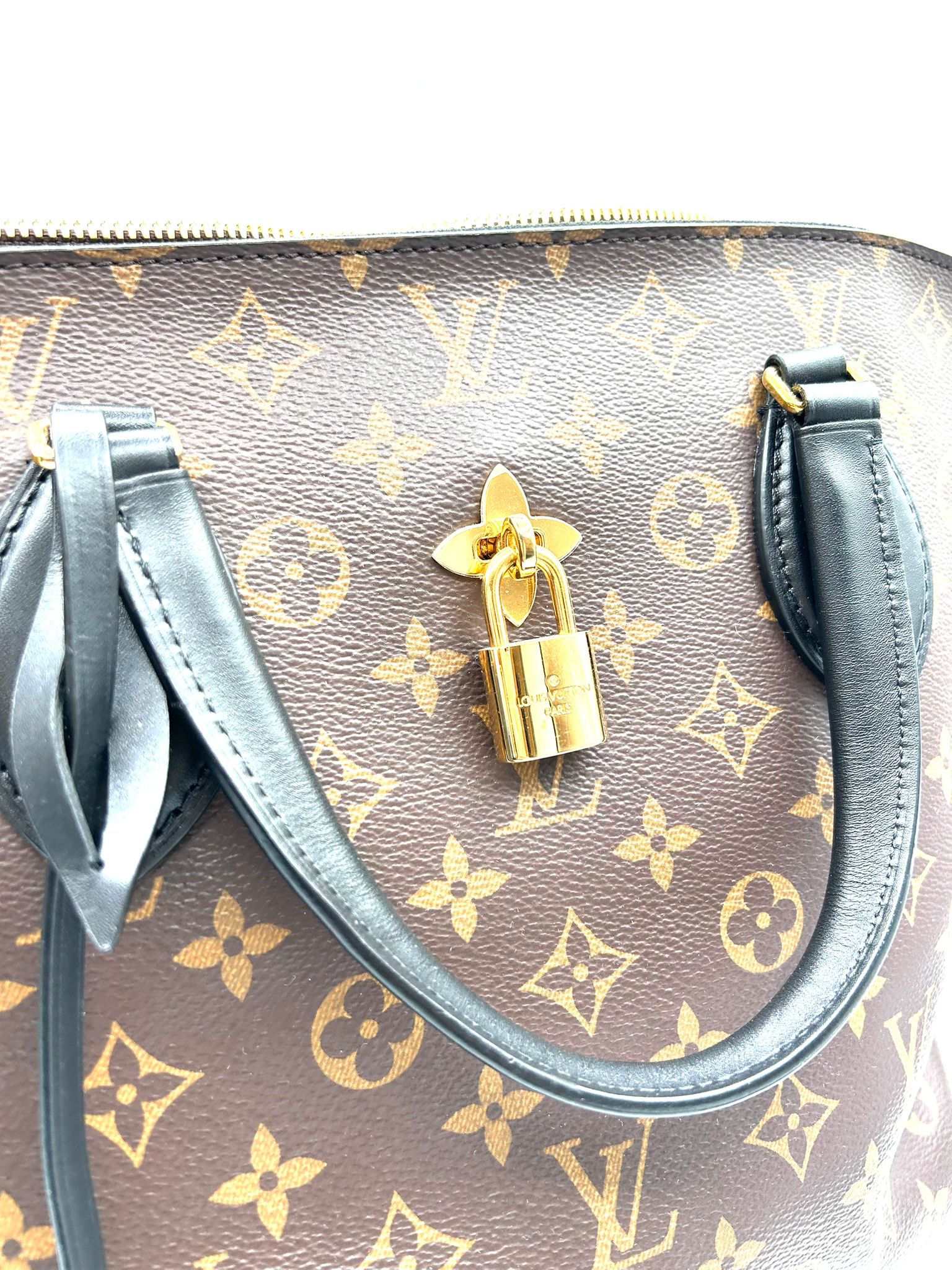 Louis Vuitton Flower
