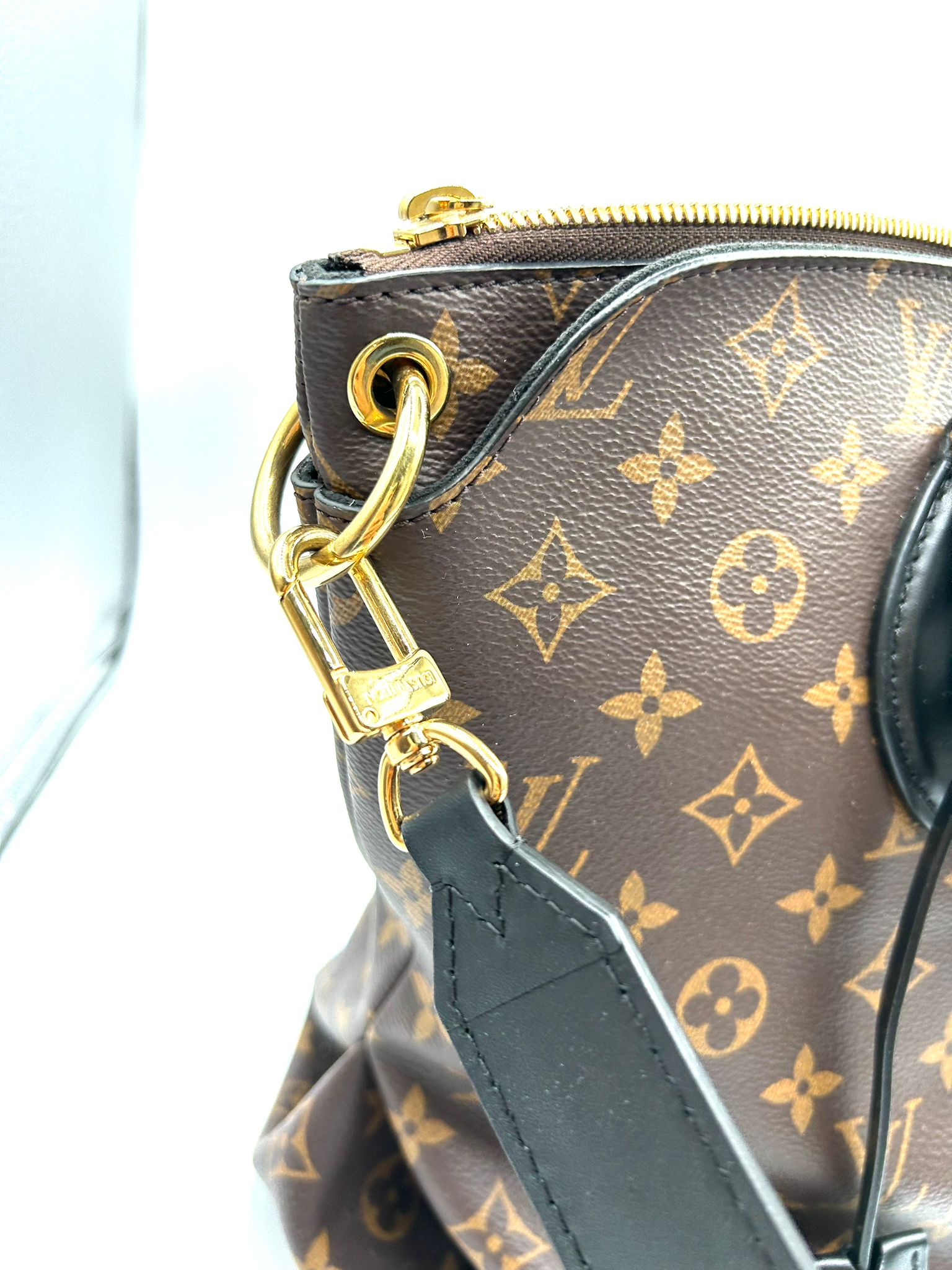 Louis Vuitton Flower