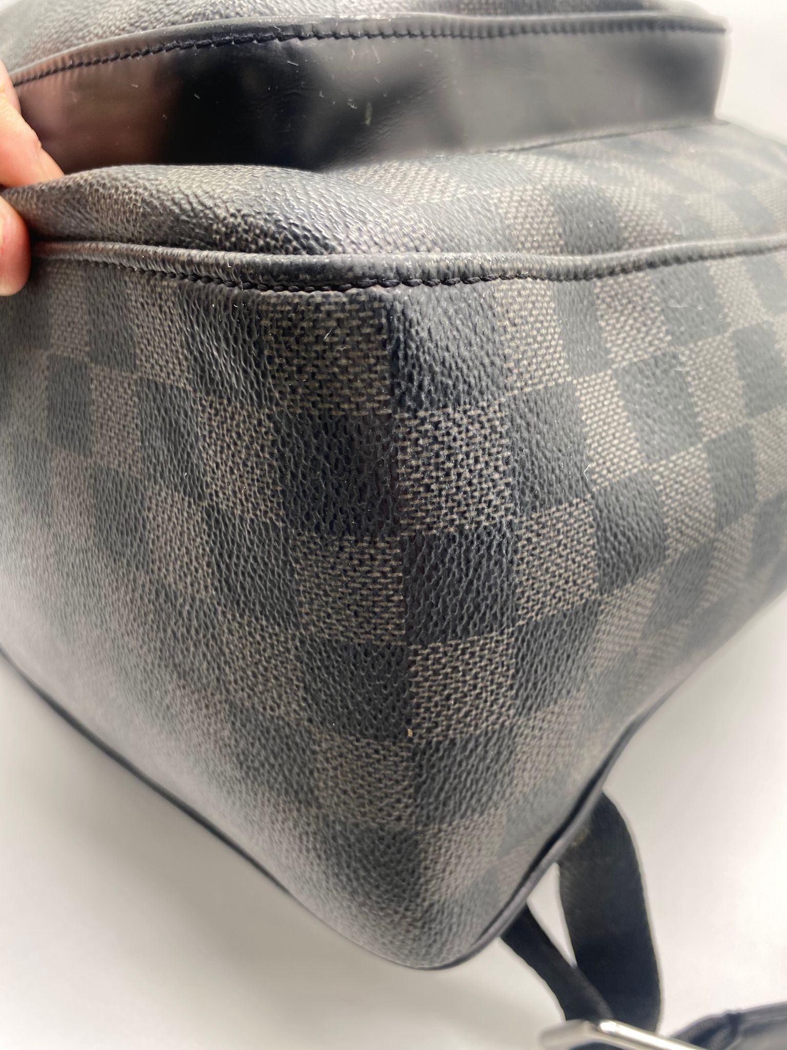 Louis vuitton josh