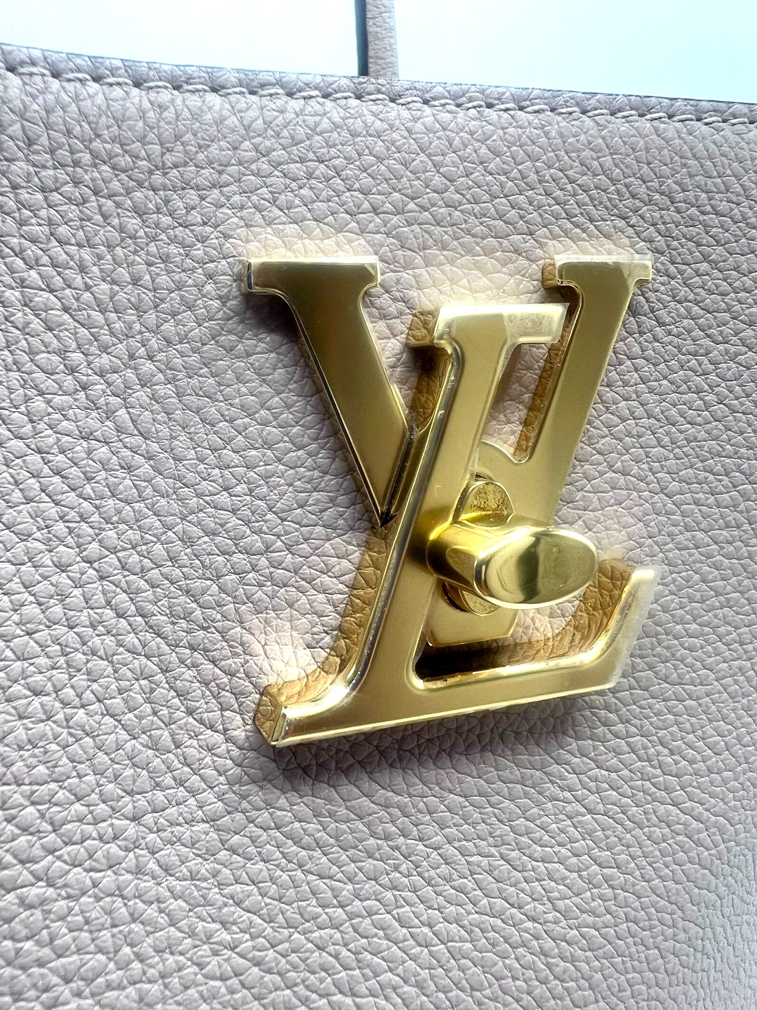 Louis Vuitton Lockme