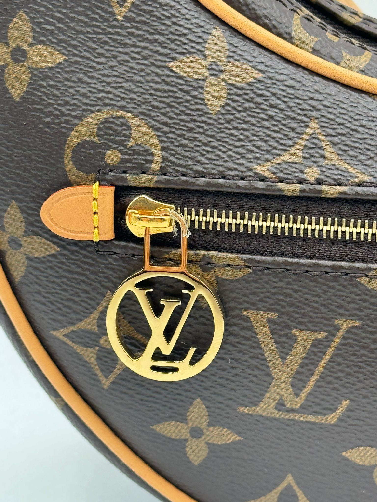 louis vuitton loop