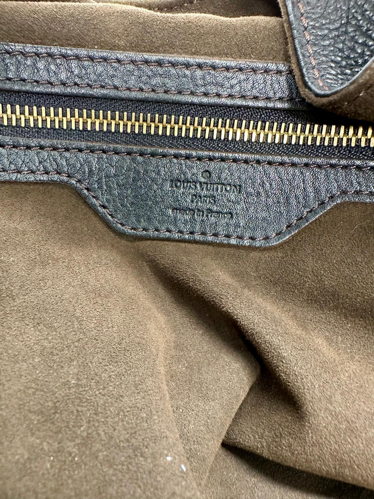 Louis Vuitton Mahina