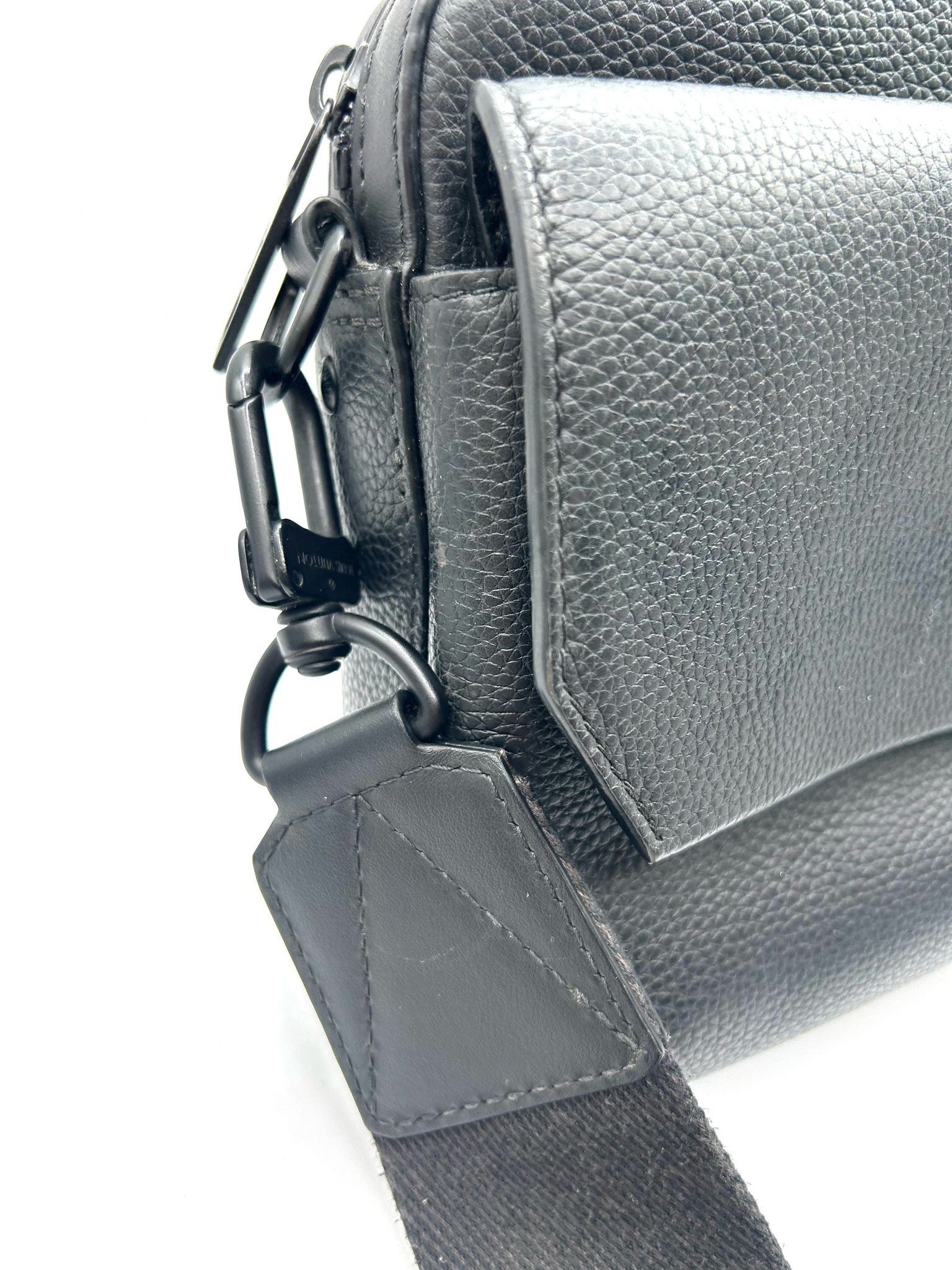 louis vuitton messenger