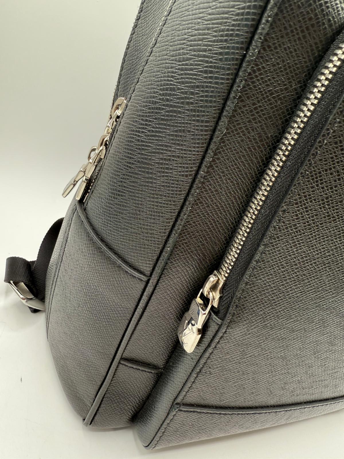 Louis Vuitton Michael