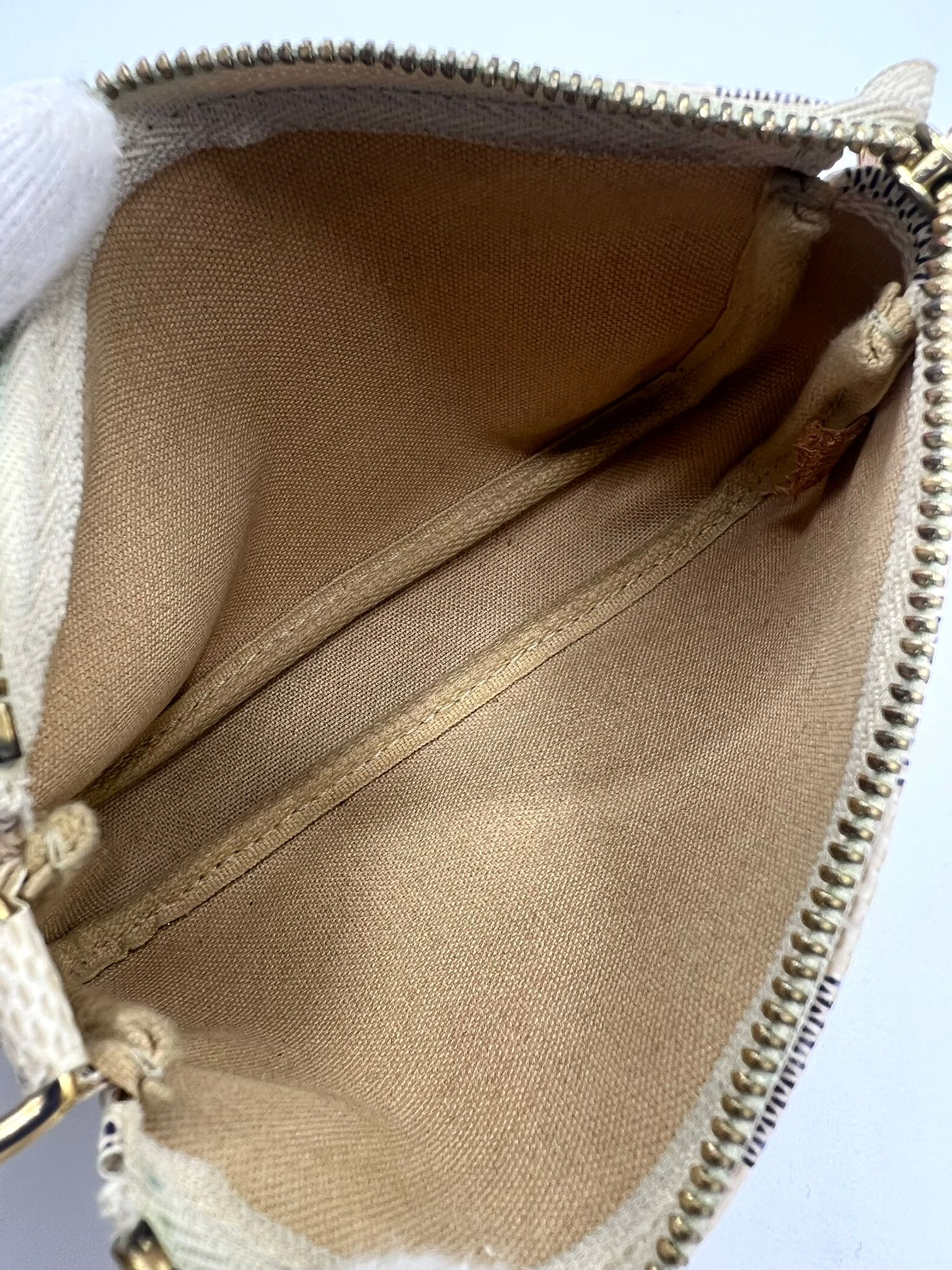 louis vuitton mini pochette damier ebane