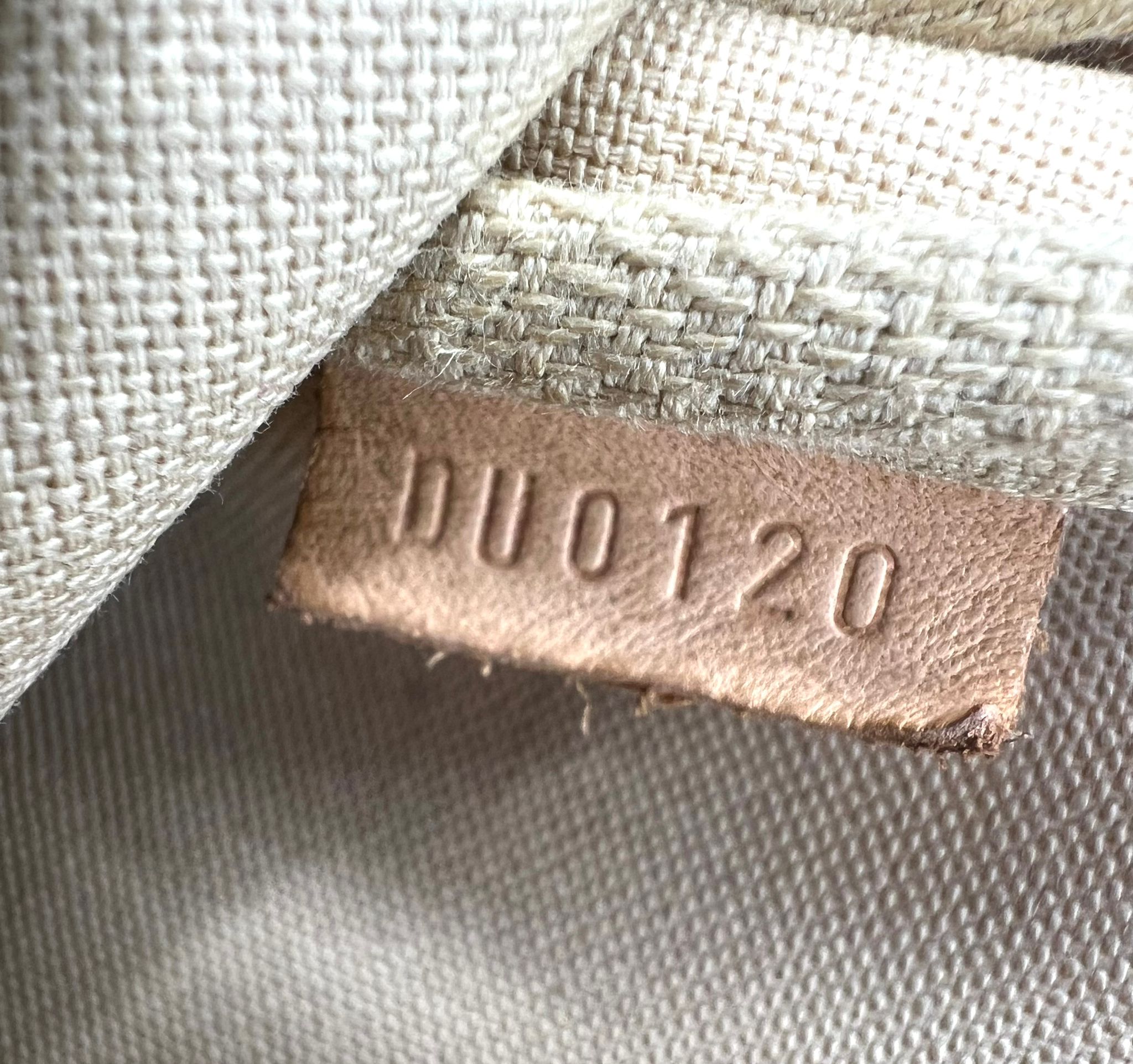 louis vuitton mini pochette damier ebane