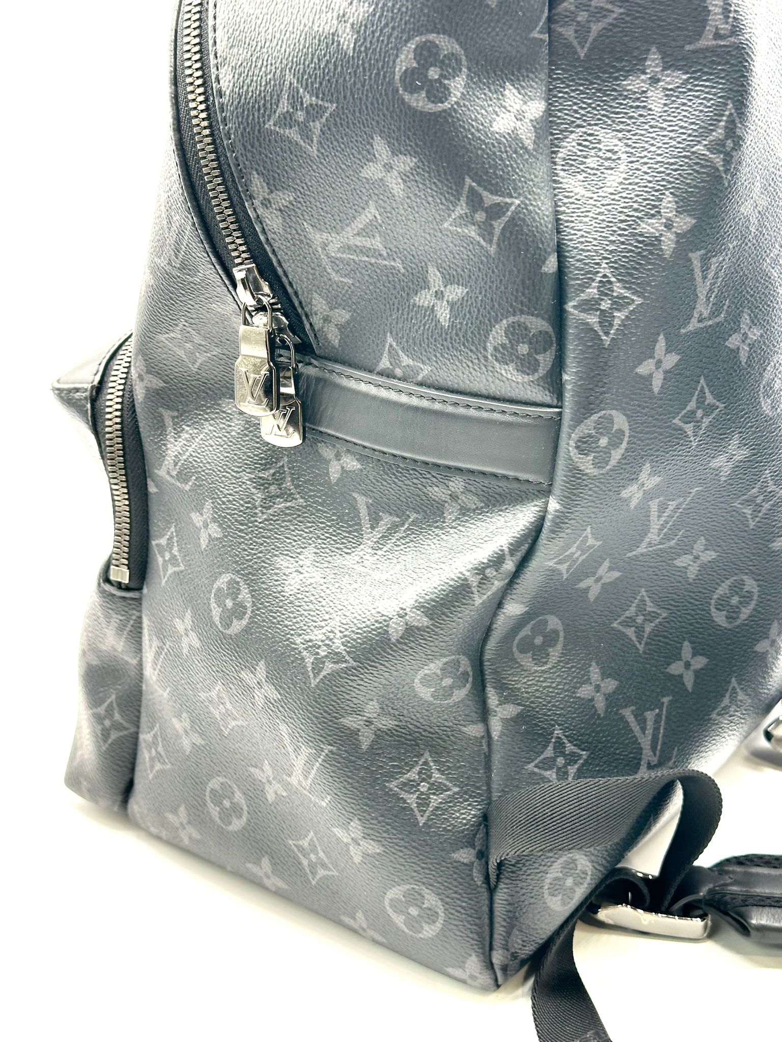Louis vuitton monogram eclipse
