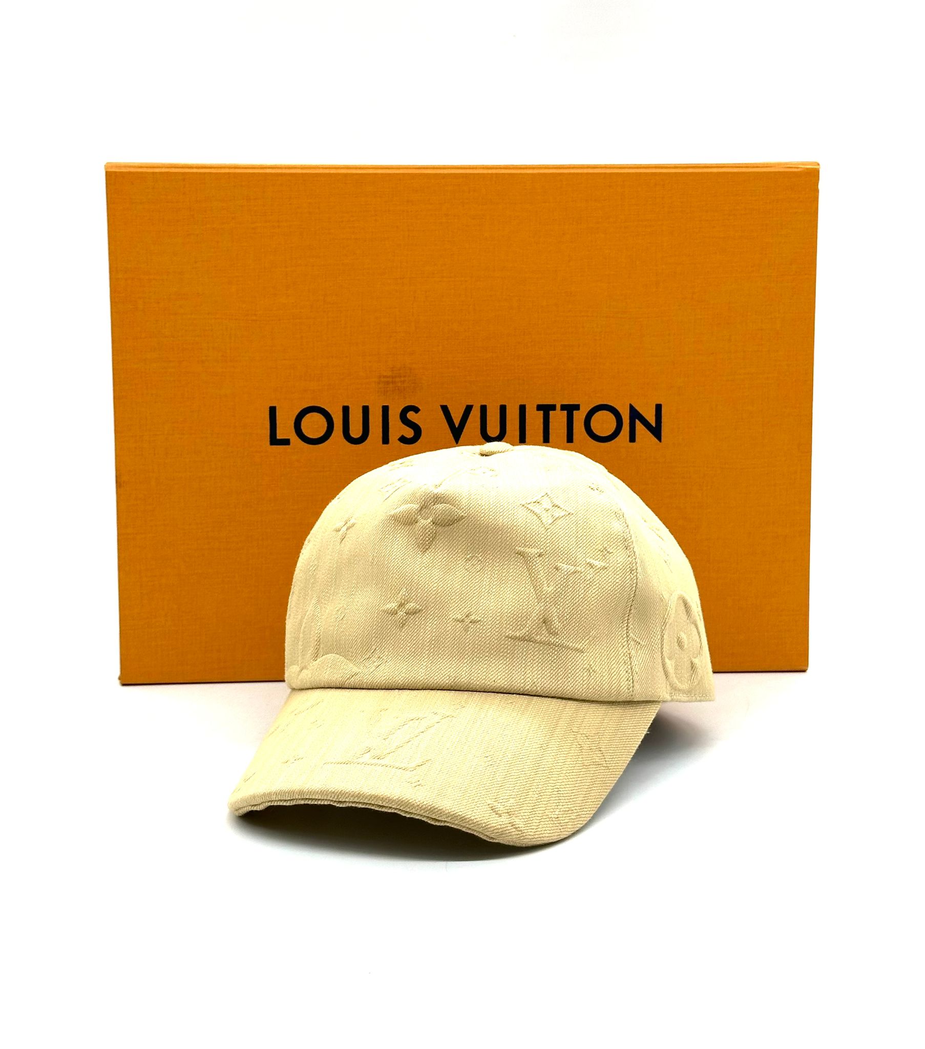 Louis Vuitton Monogram Essential gorra