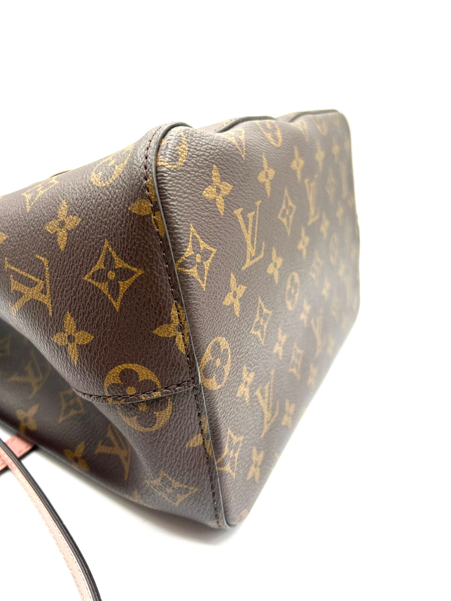 Louis Vuitton NeoNoé Monogram