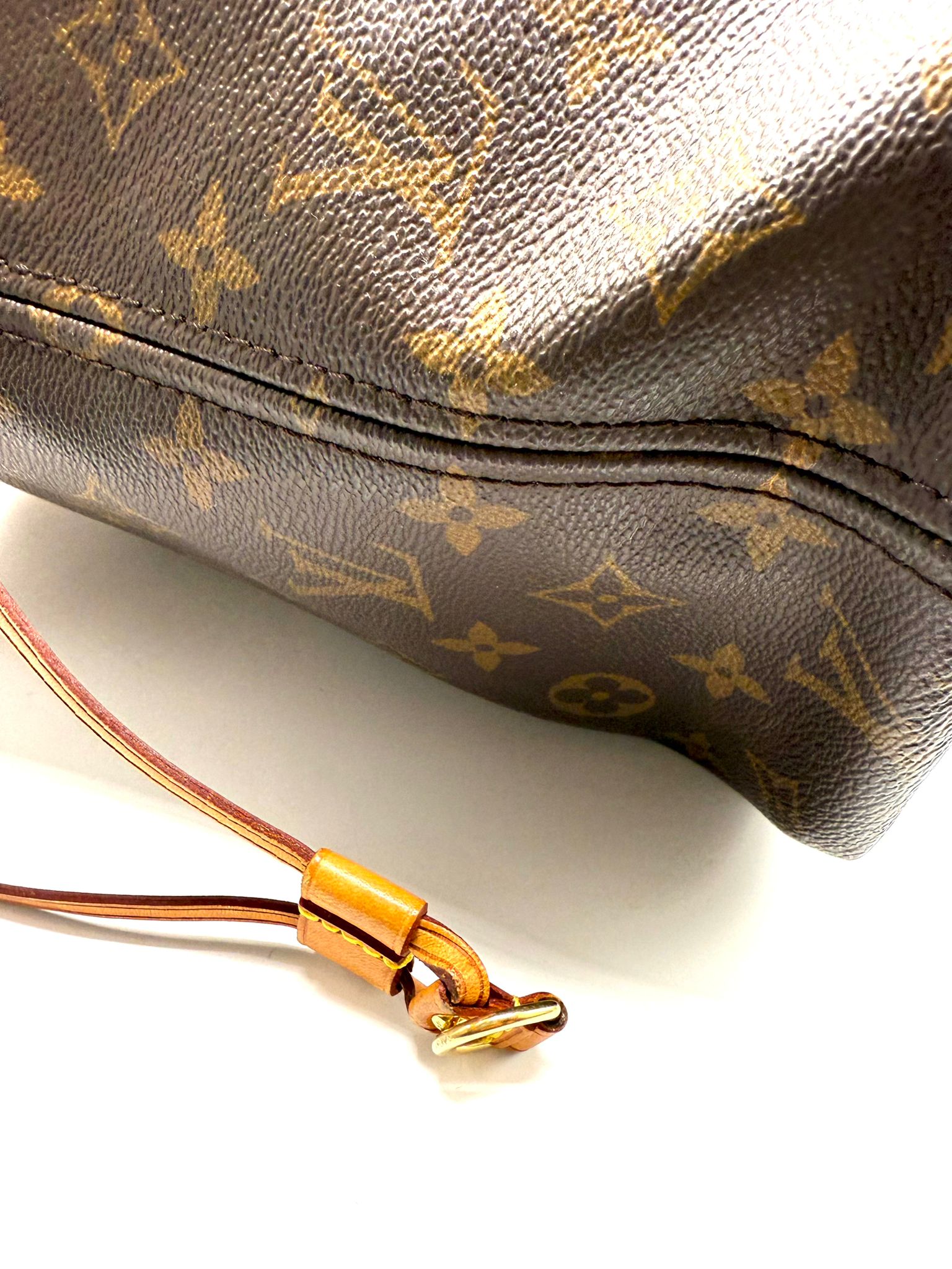 Louis Vuitton Neverfull MM
