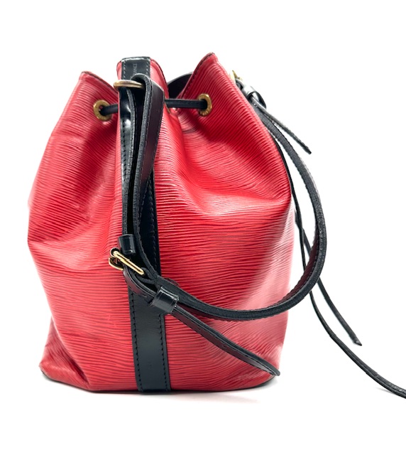 Louis Vuitton Noè Epi rojo