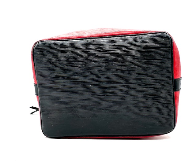 Louis Vuitton Noè Epi rojo