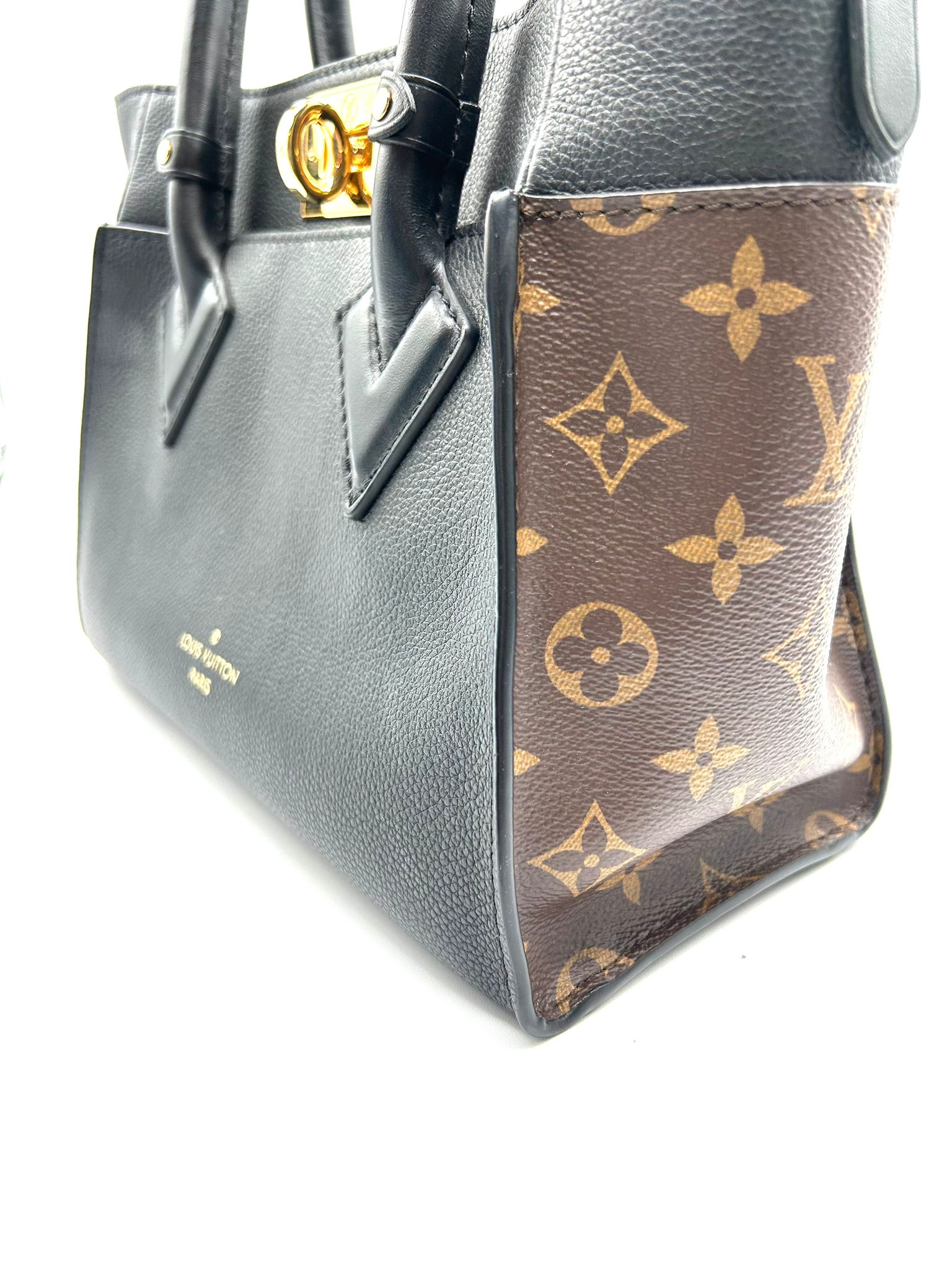 Louis Vuitton On My Side
