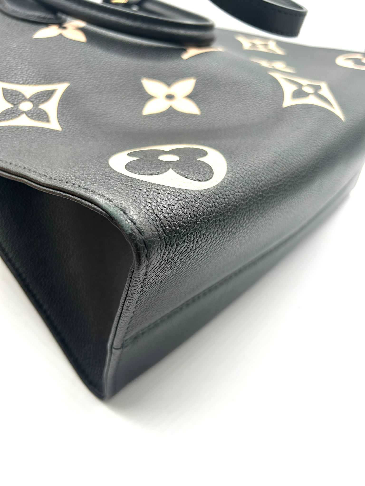 louis vuitton on the go mm