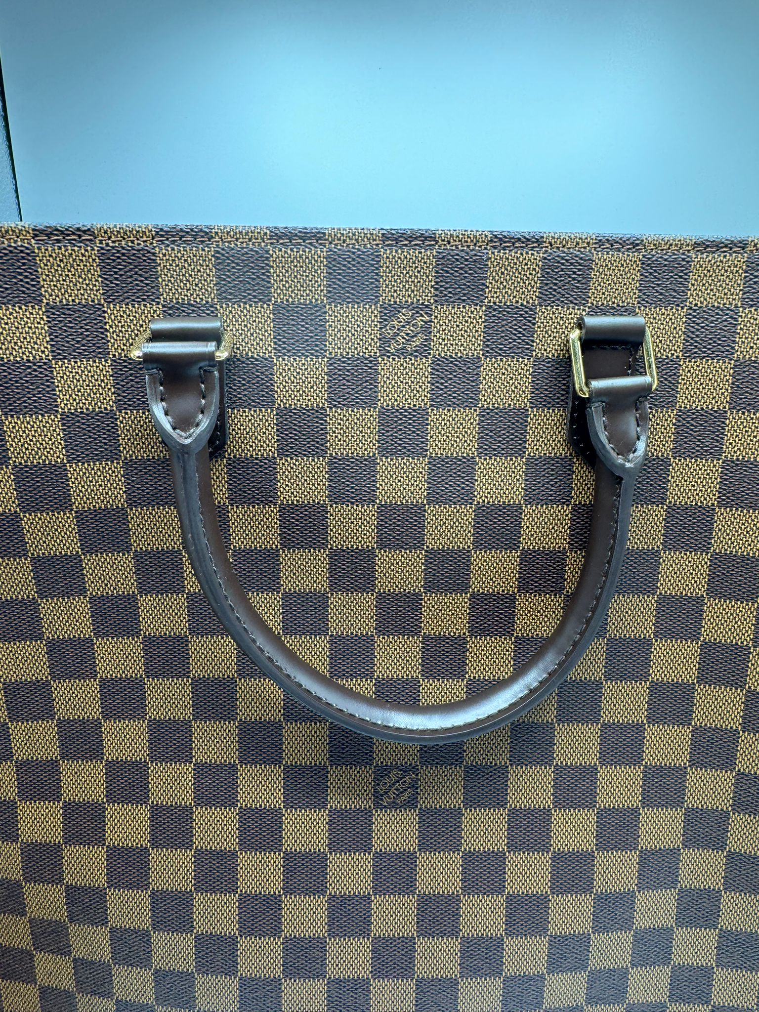 louis vuitton plat