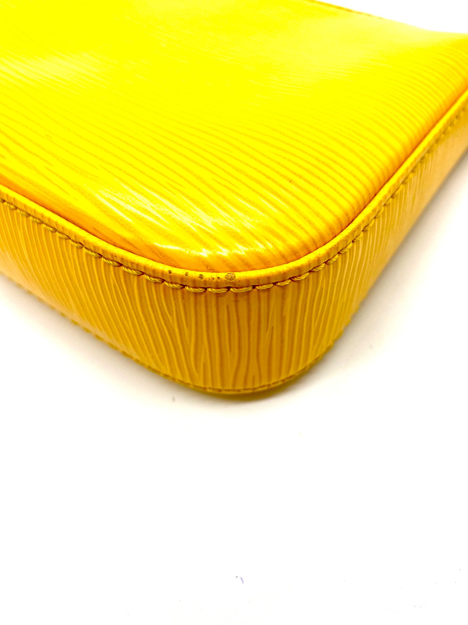 louis vuitton pochette