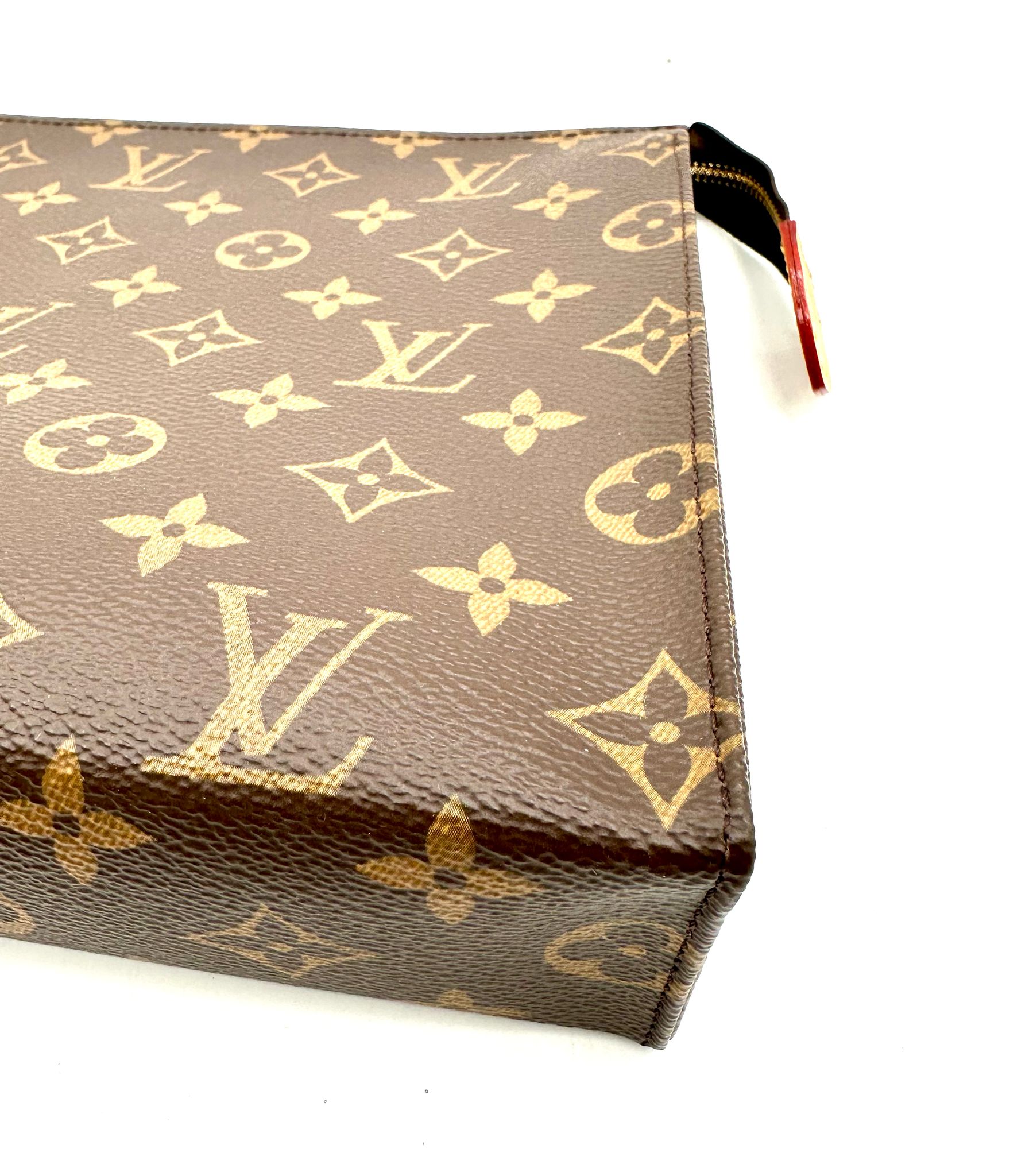 Louis Vuitton Pochette