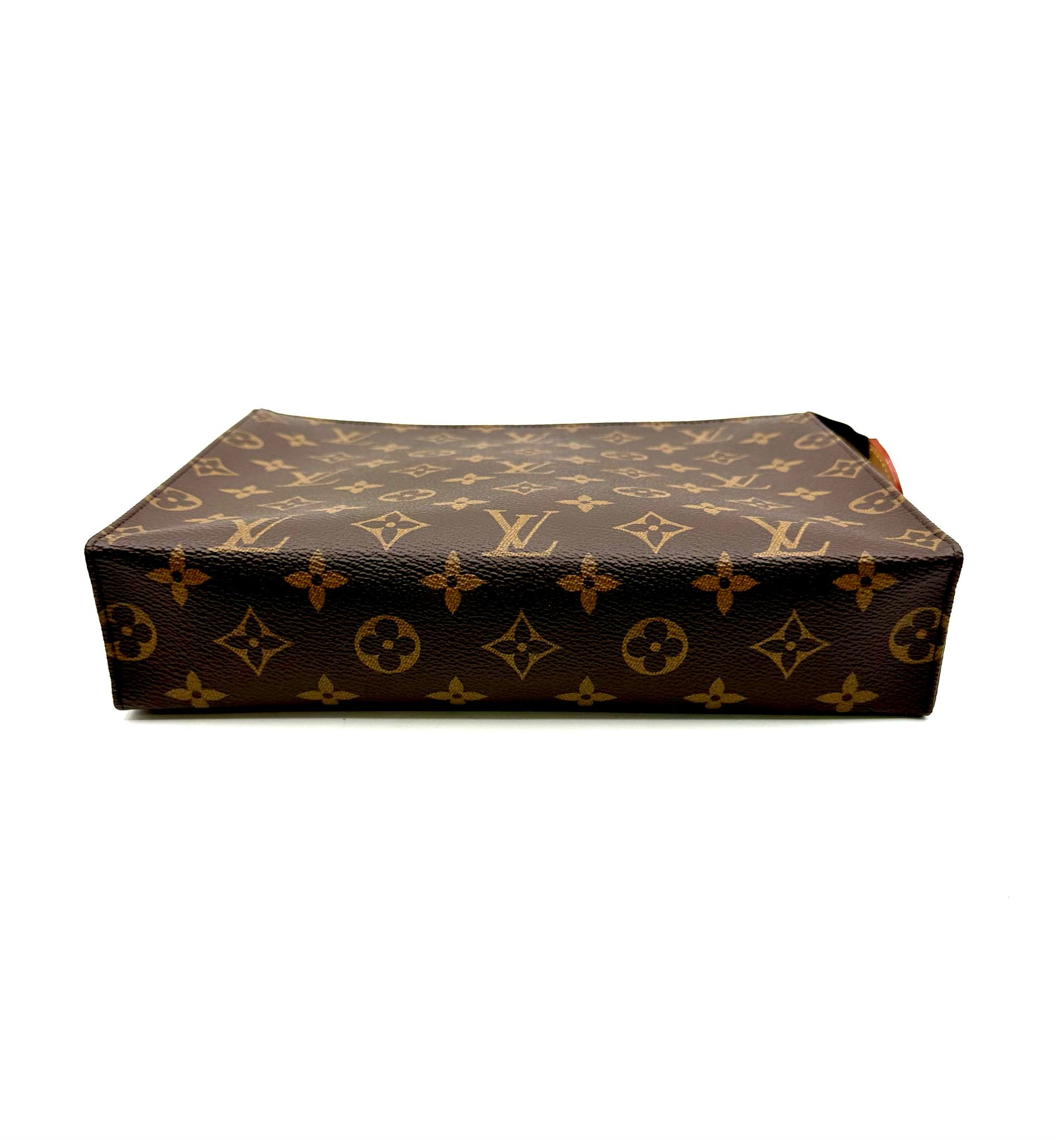 Louis Vuitton Pochette
