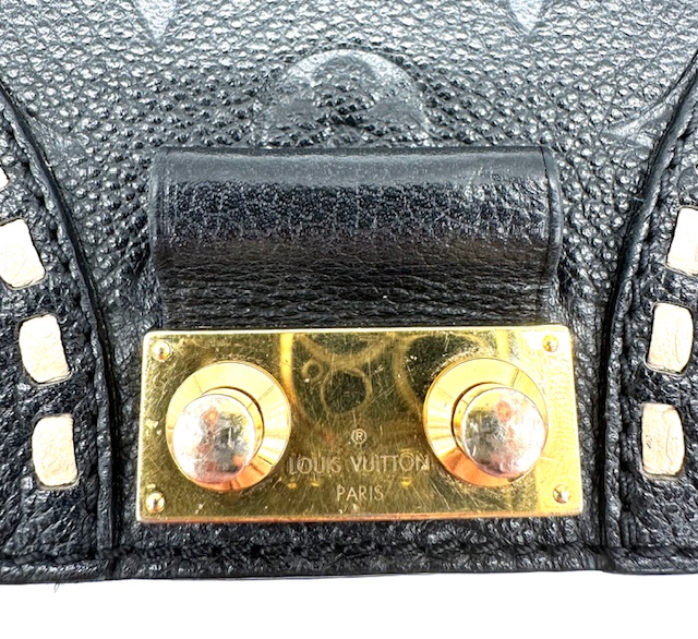Louis Vuitton Pochette Junot