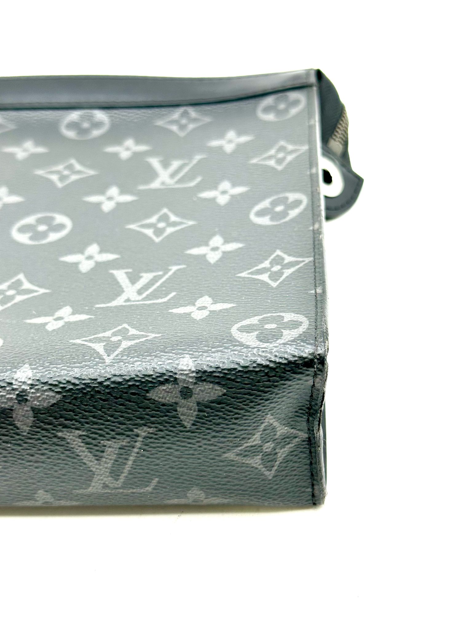 Louis Vuitton Pochette Voyage