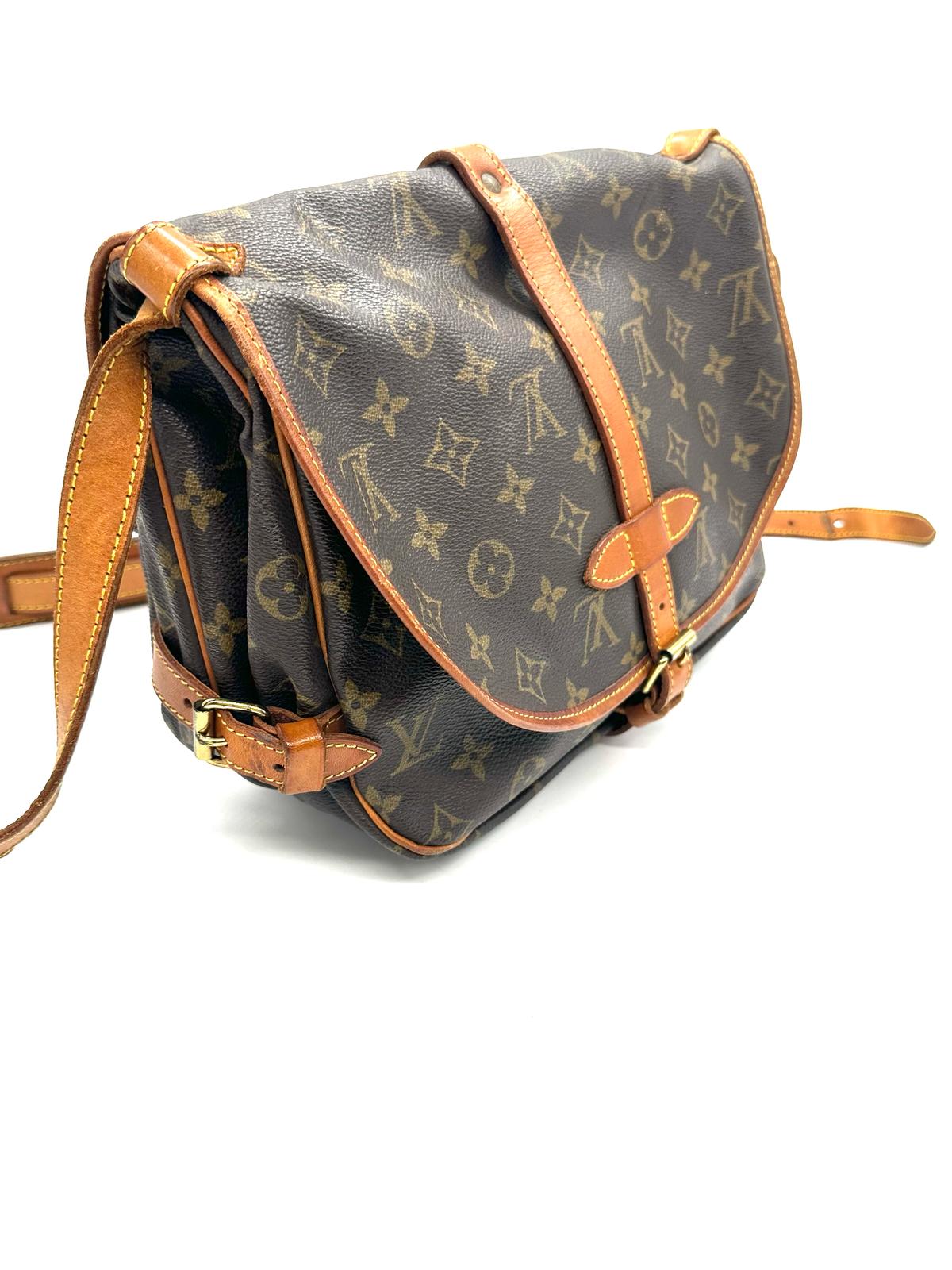 Louis Vuitton Saumur 30