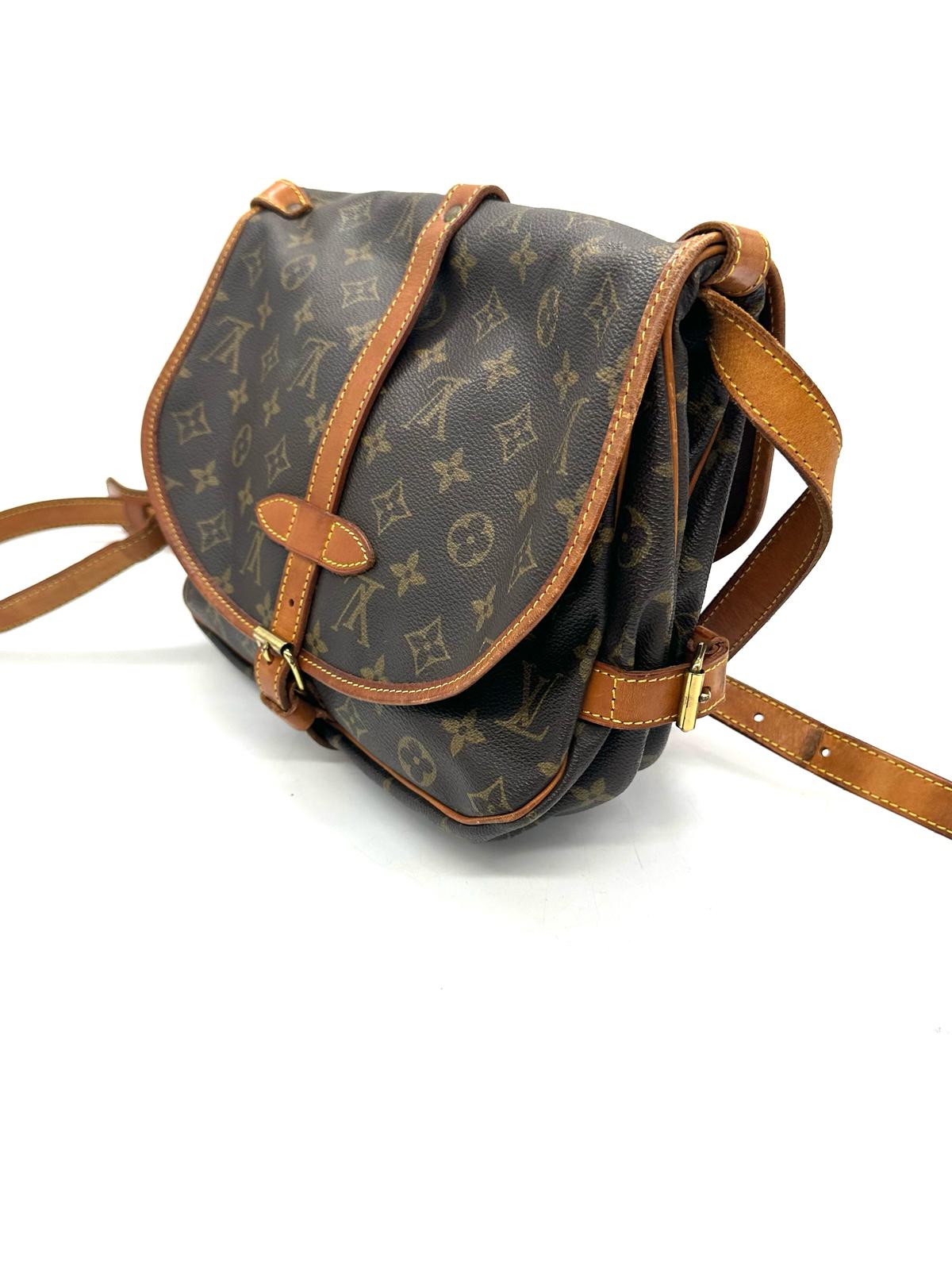 Louis Vuitton Saumur 30