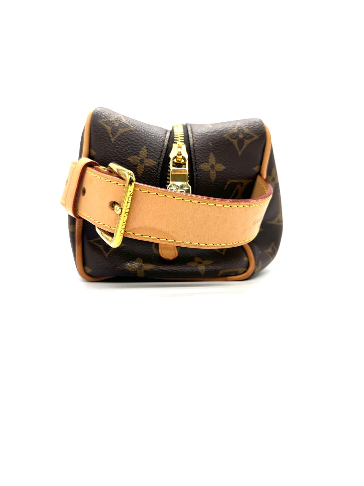 Louis Vuitton Trousse Toilette