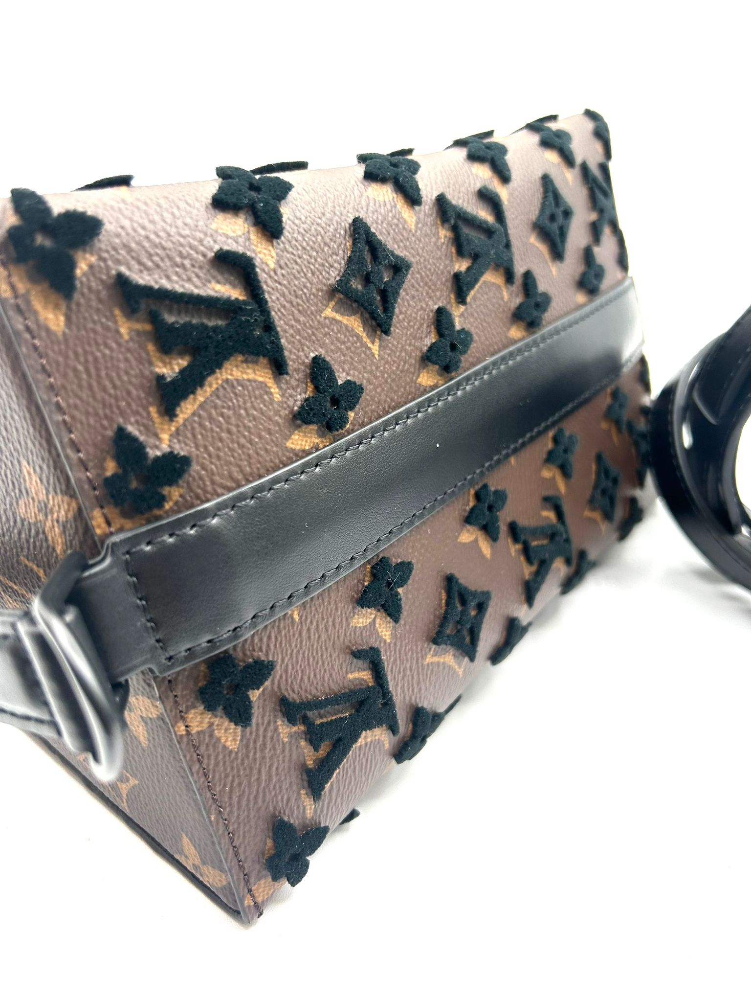 louis vuitton velvet monogram