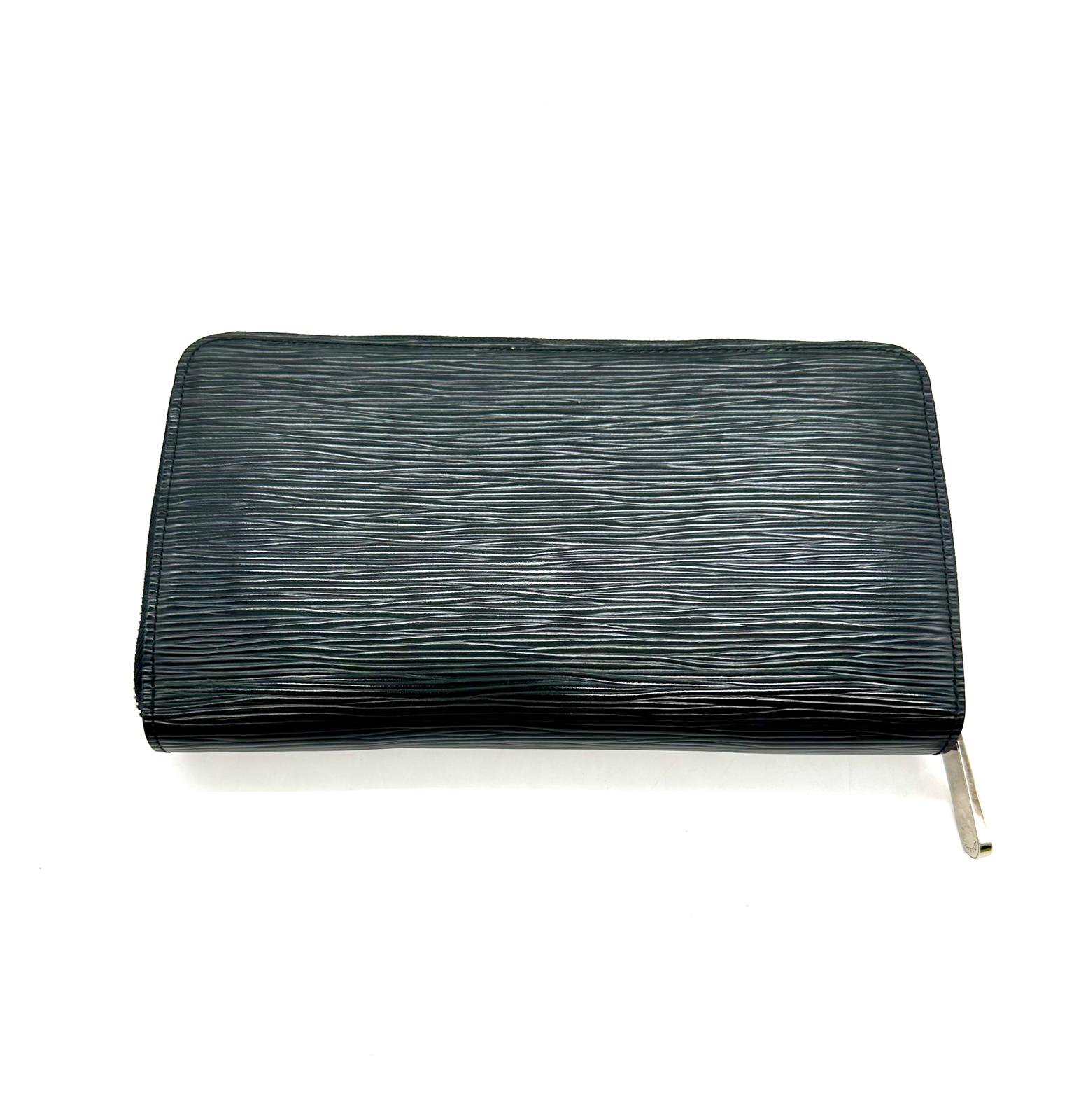 Louis Vuitton Zippy