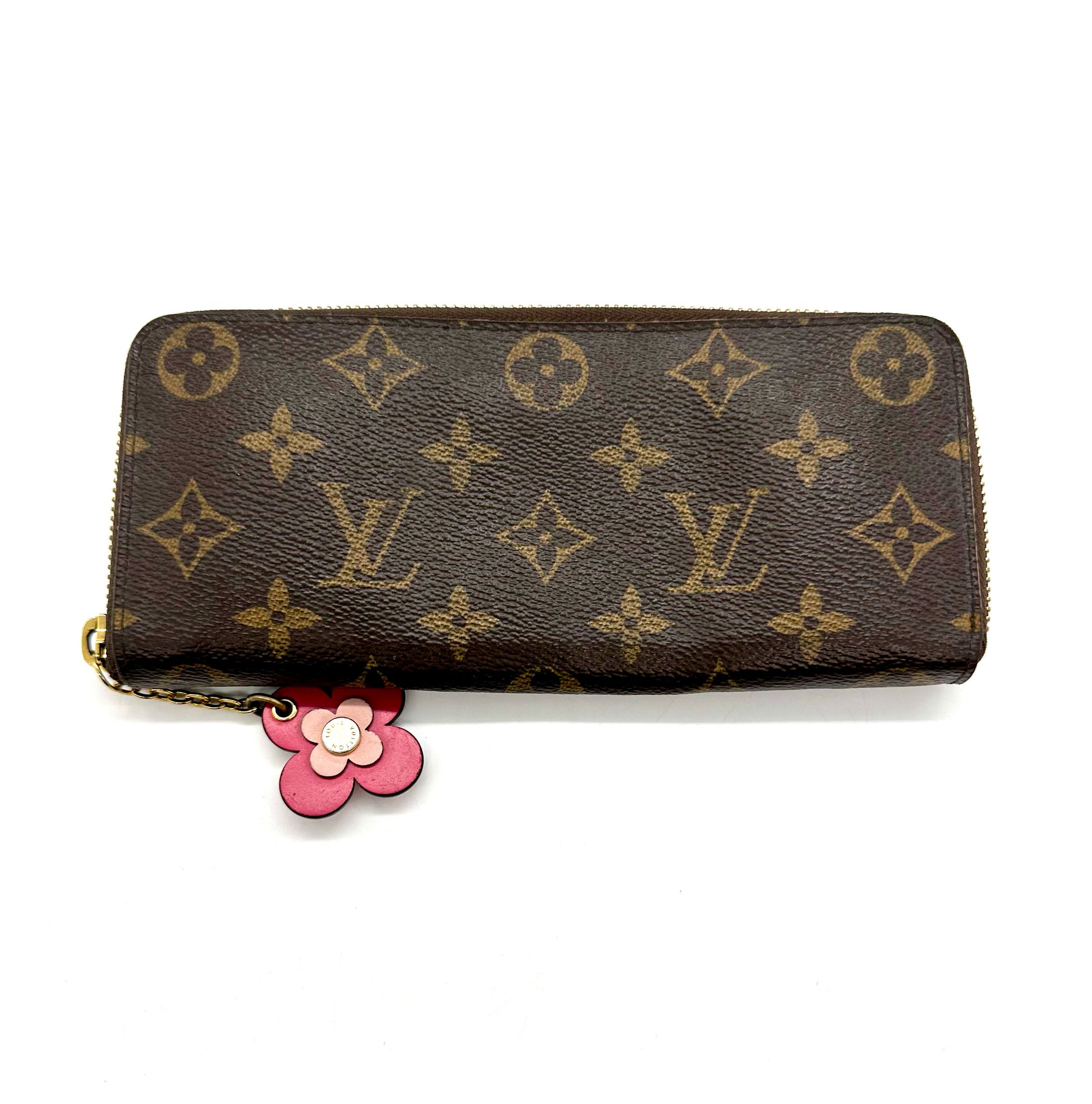 Louis Vuitton Zippy