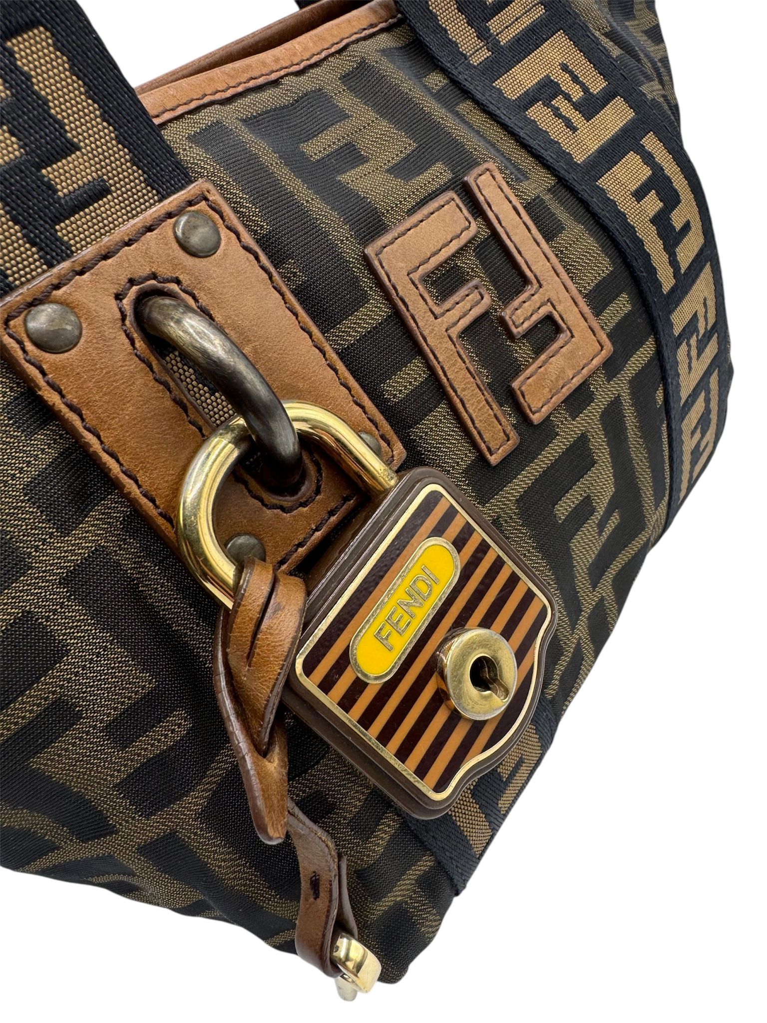 Mini bolso Fendi